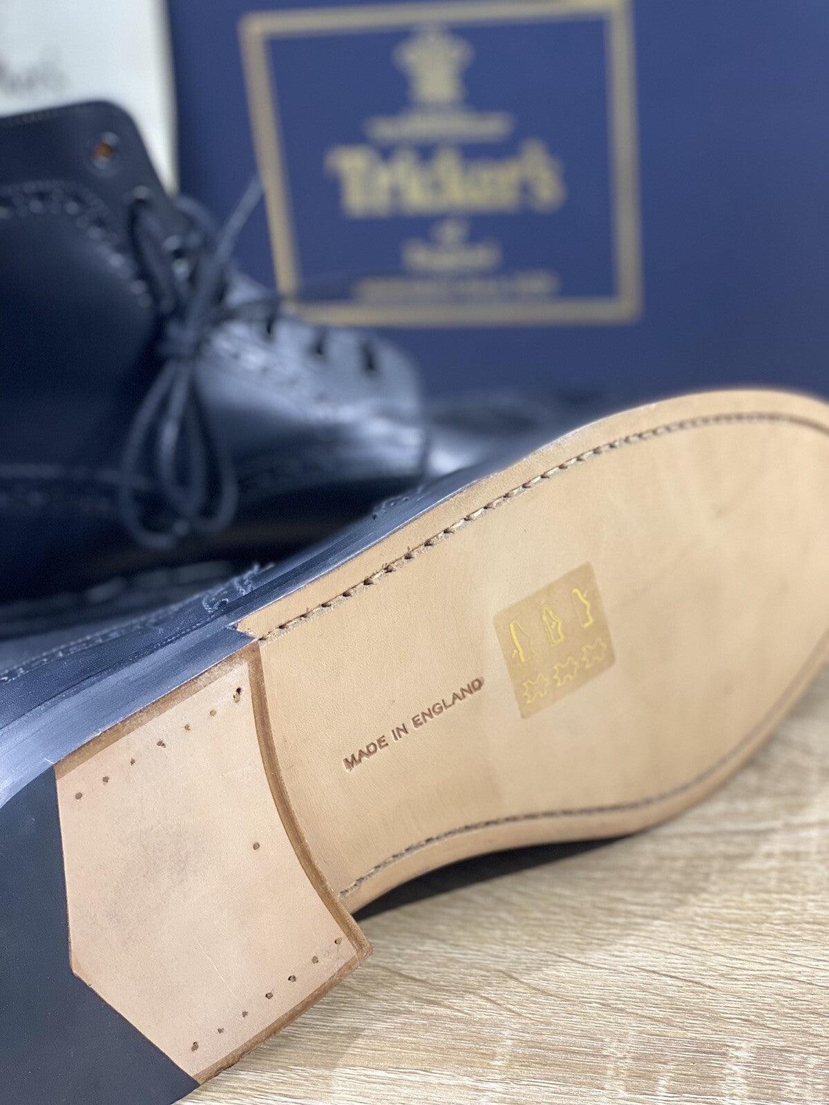 Tricker’s Stow Country boot fondo cuoio pelle nero luxury boot 7