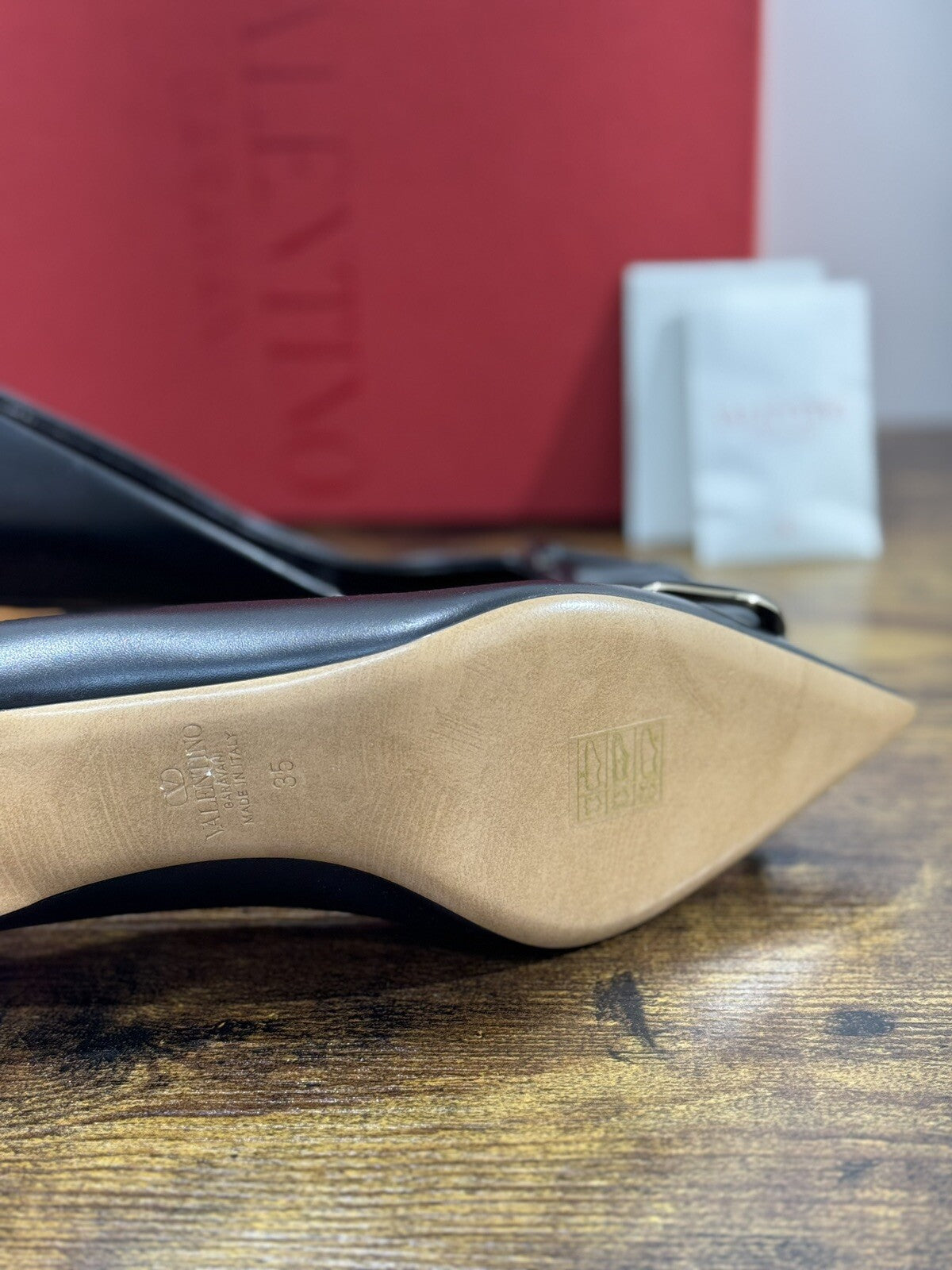 Valentino Garavani Decollete’ Donna Vlogo Pelle Nera Luxury Valentino 35