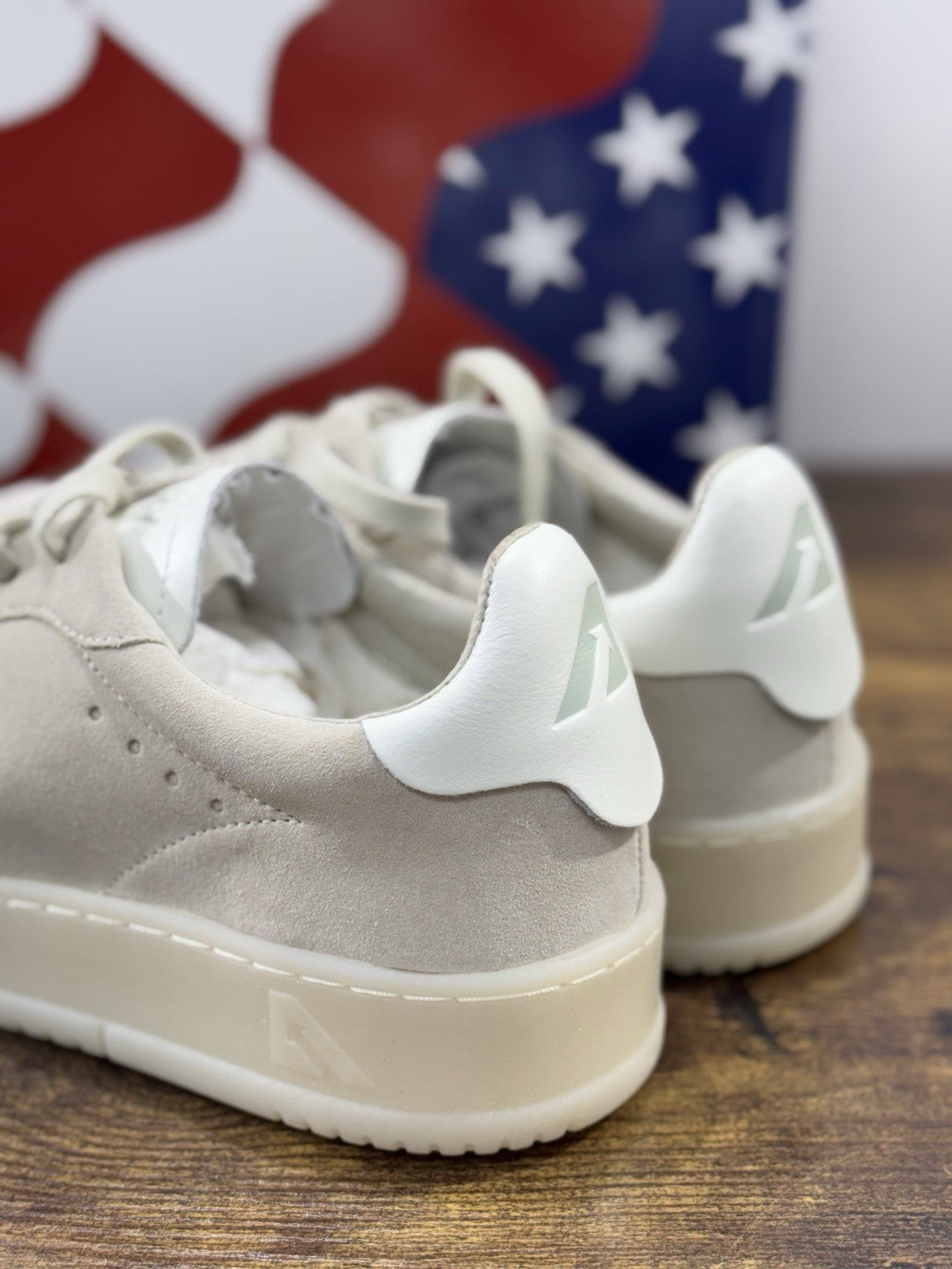 Autry Dallas Low Men Sneaker Suede Beige Casual Autry Uomo 44