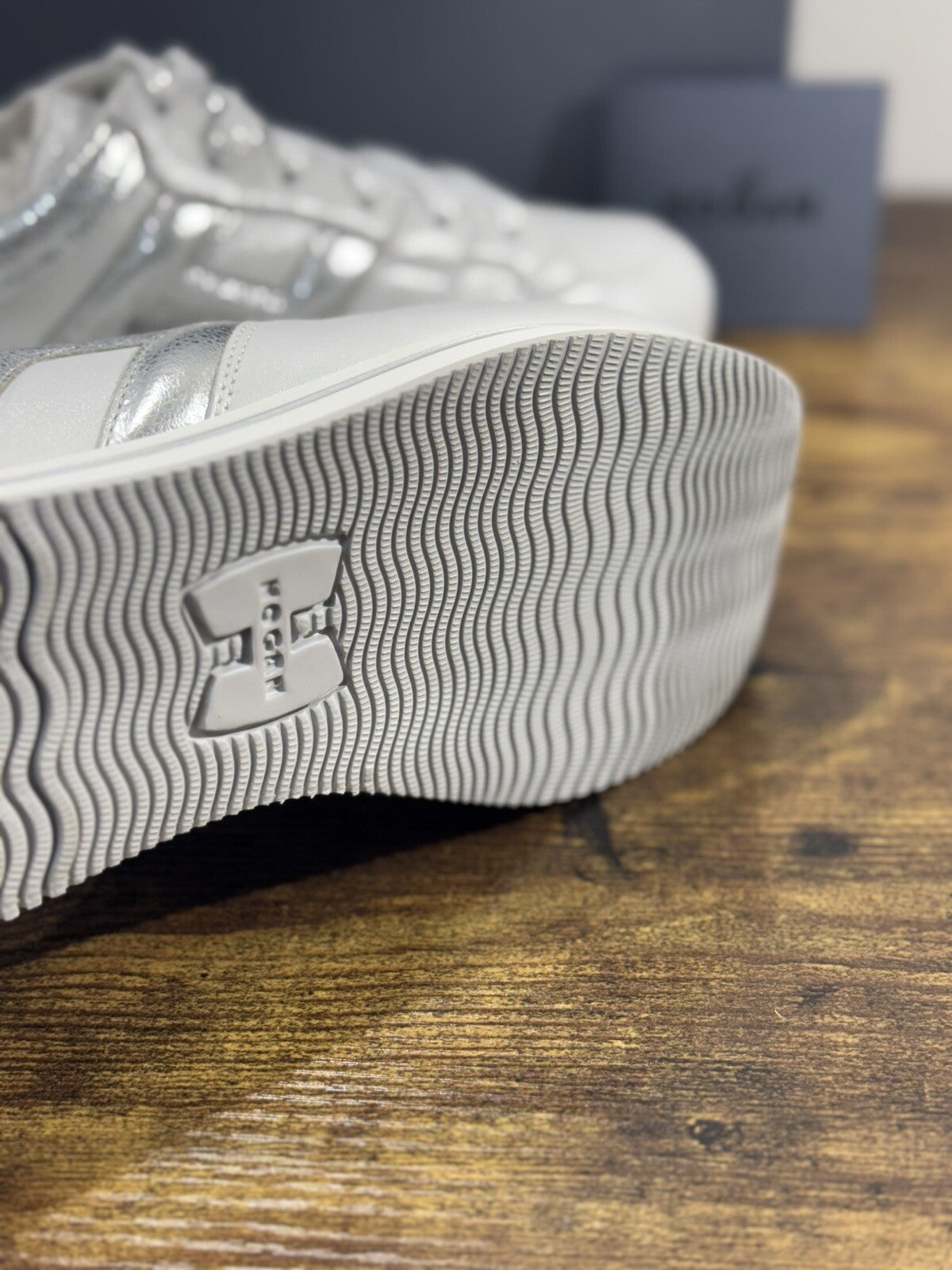 Hogan H222 sneaker Donna extra light Argento Bianco pelle 36