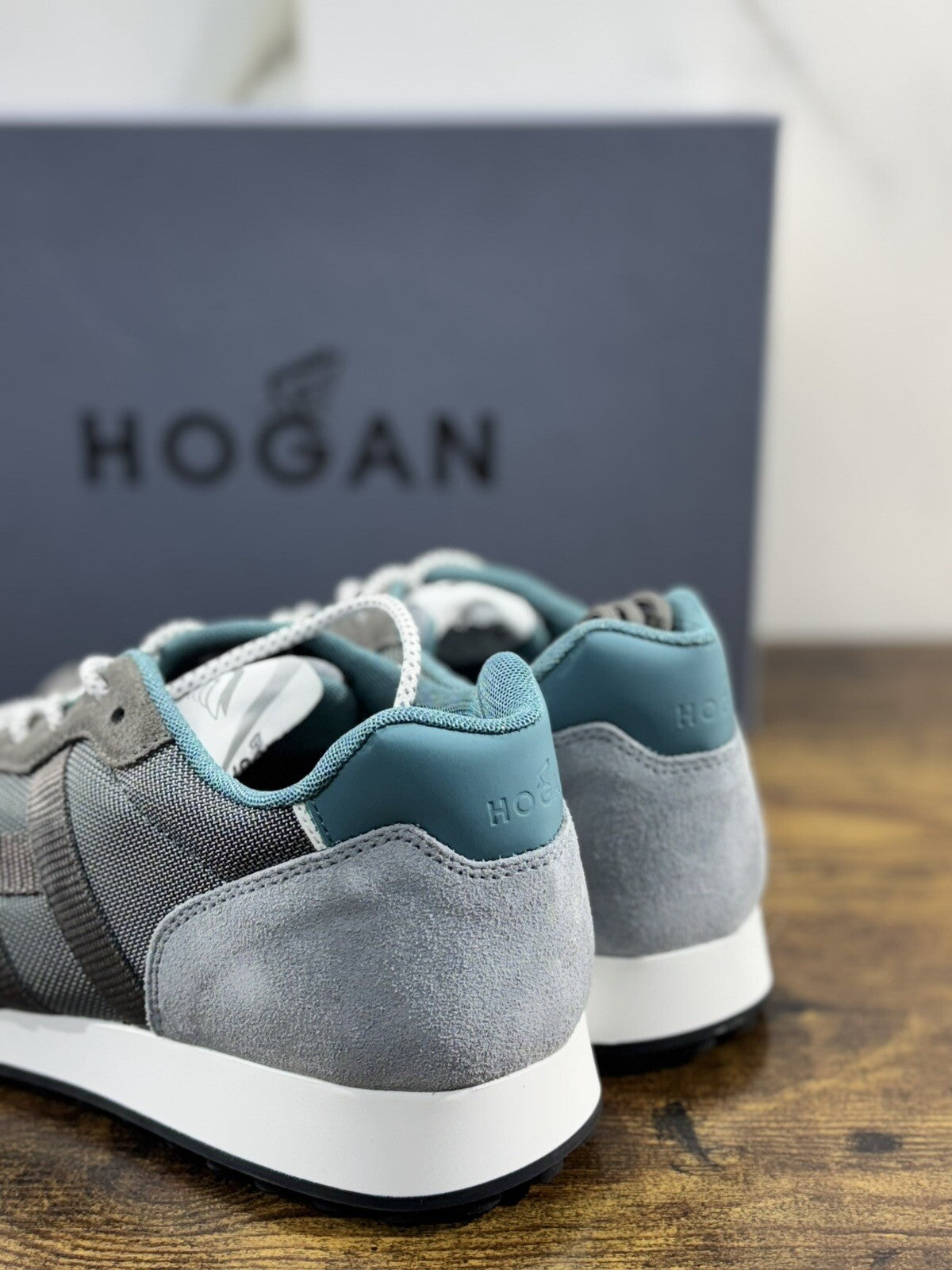 Hogan H429 sneaker uomo Pelle Suede Grey hogan luxury men shoes 42