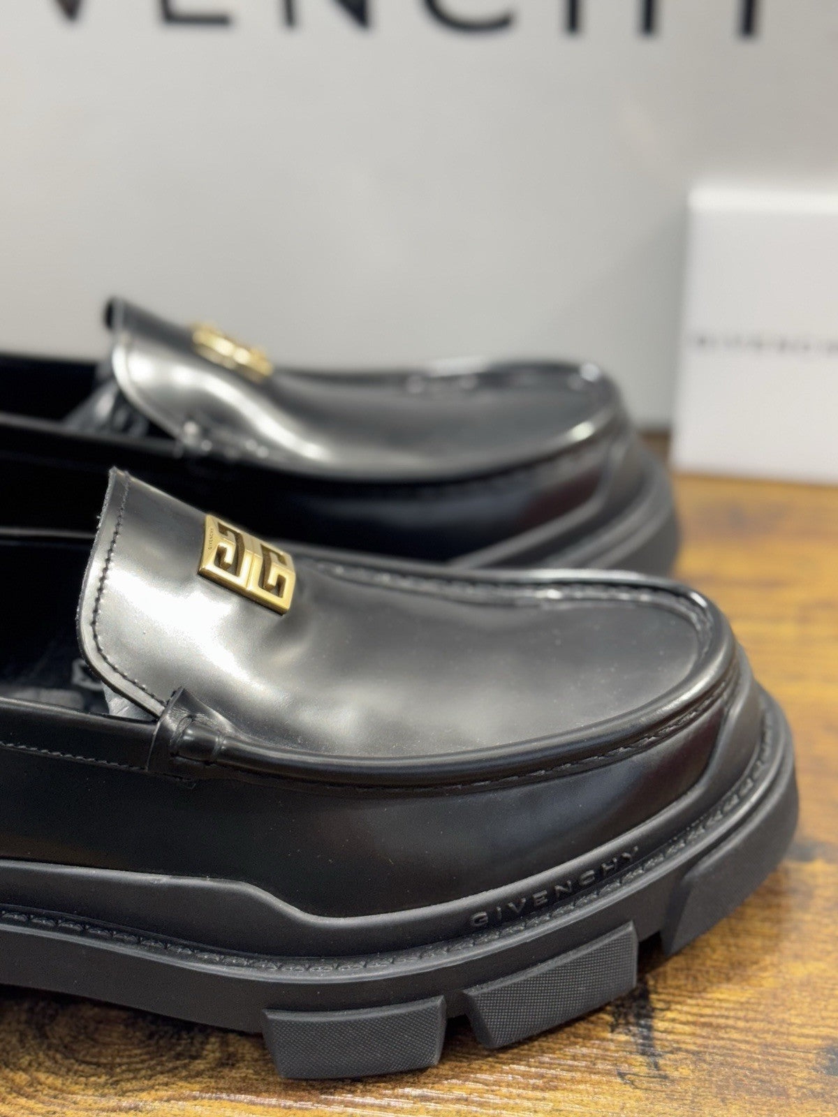 Givenchy Terra Mocassino Logo 4 G Pelle Nero Donna 36