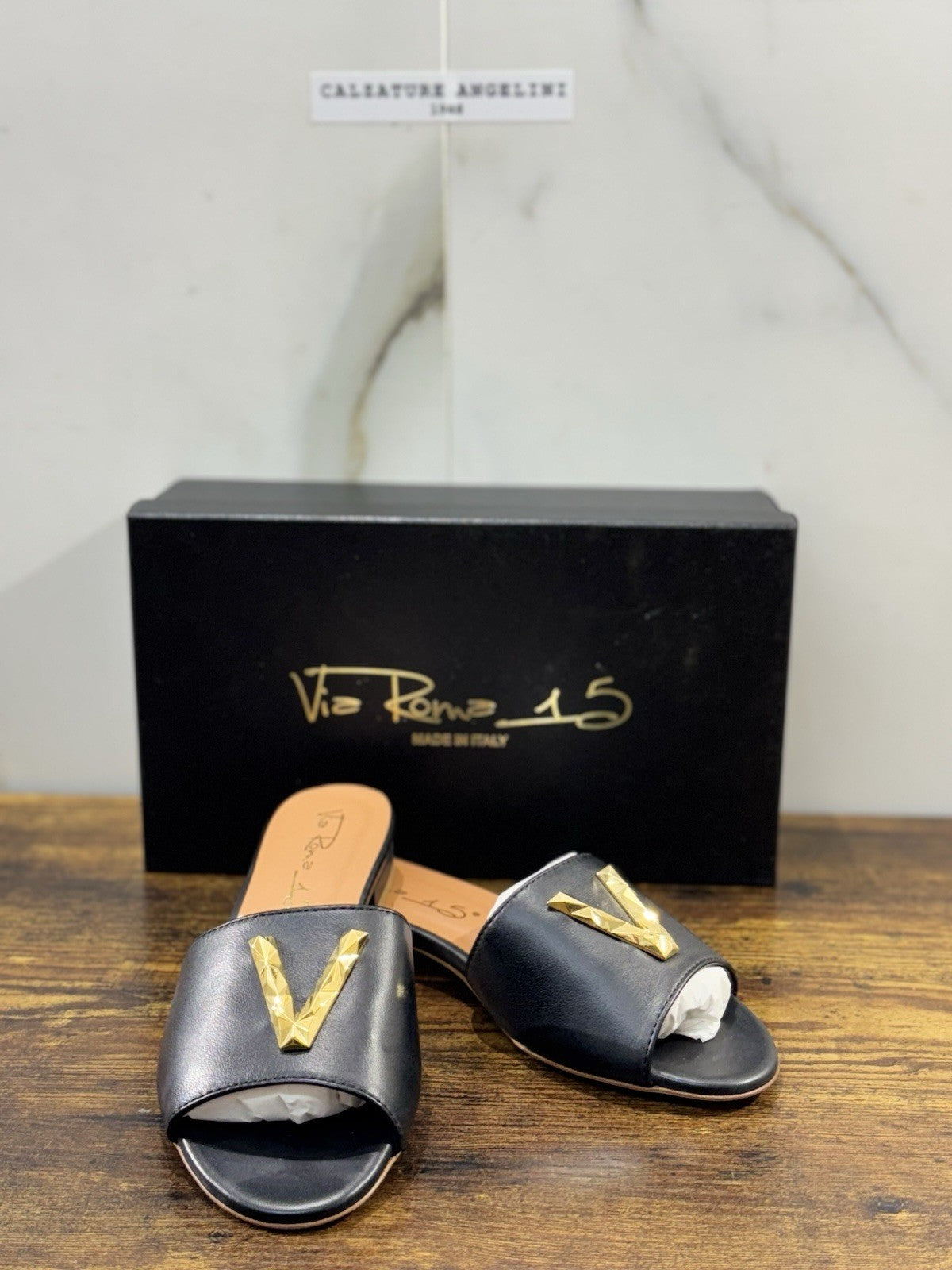 Via Roma 15 Ciabatta Pelle Nera V Logo Donna 37