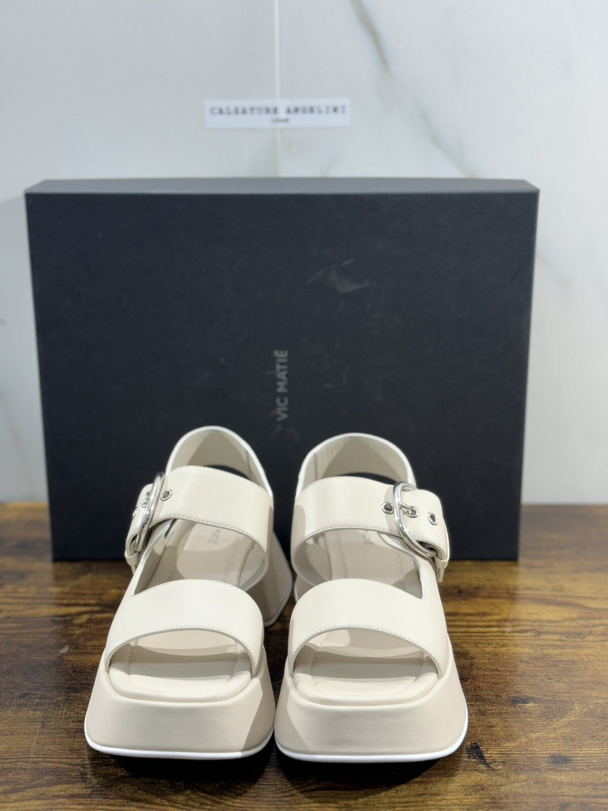 Vic Matie’ Sandalo Donna Travel Zeppa Pelle Osso Extra Light 39