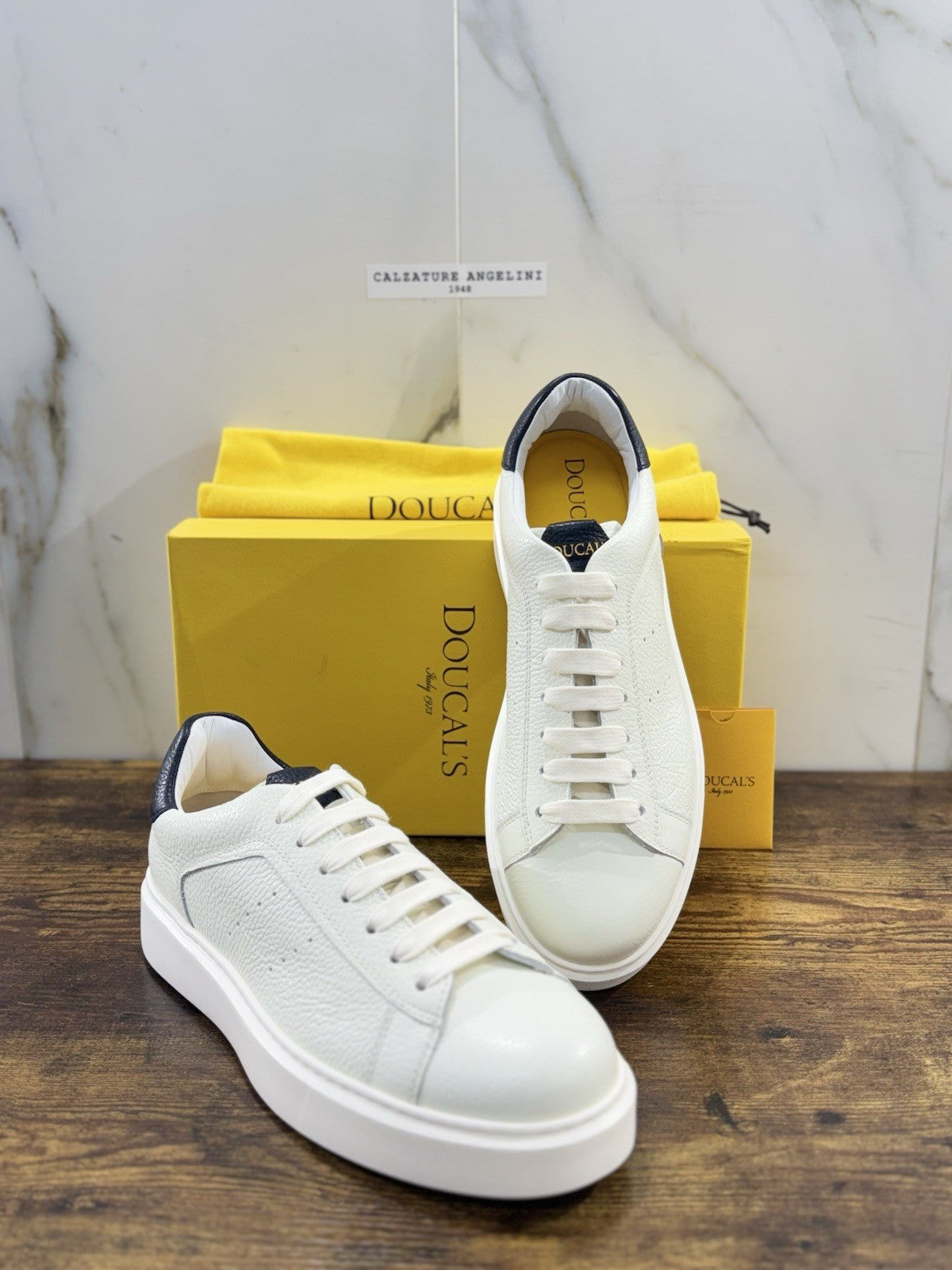 Doucal’s Sneaker Uomo Memory Foam Bianca PelleLuxury Men Doucal’s Extra Light 40
