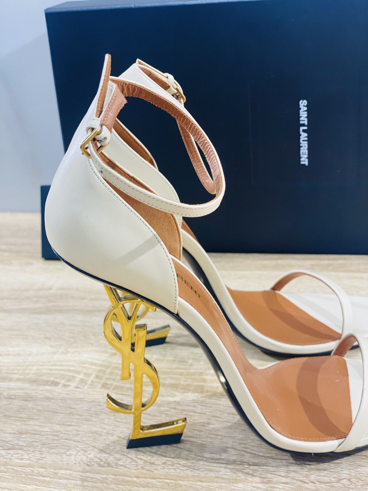 Saint Laurent Sandali Opyum In Pelle Real Beige Donna Tacco Logo Gold Luxury 40