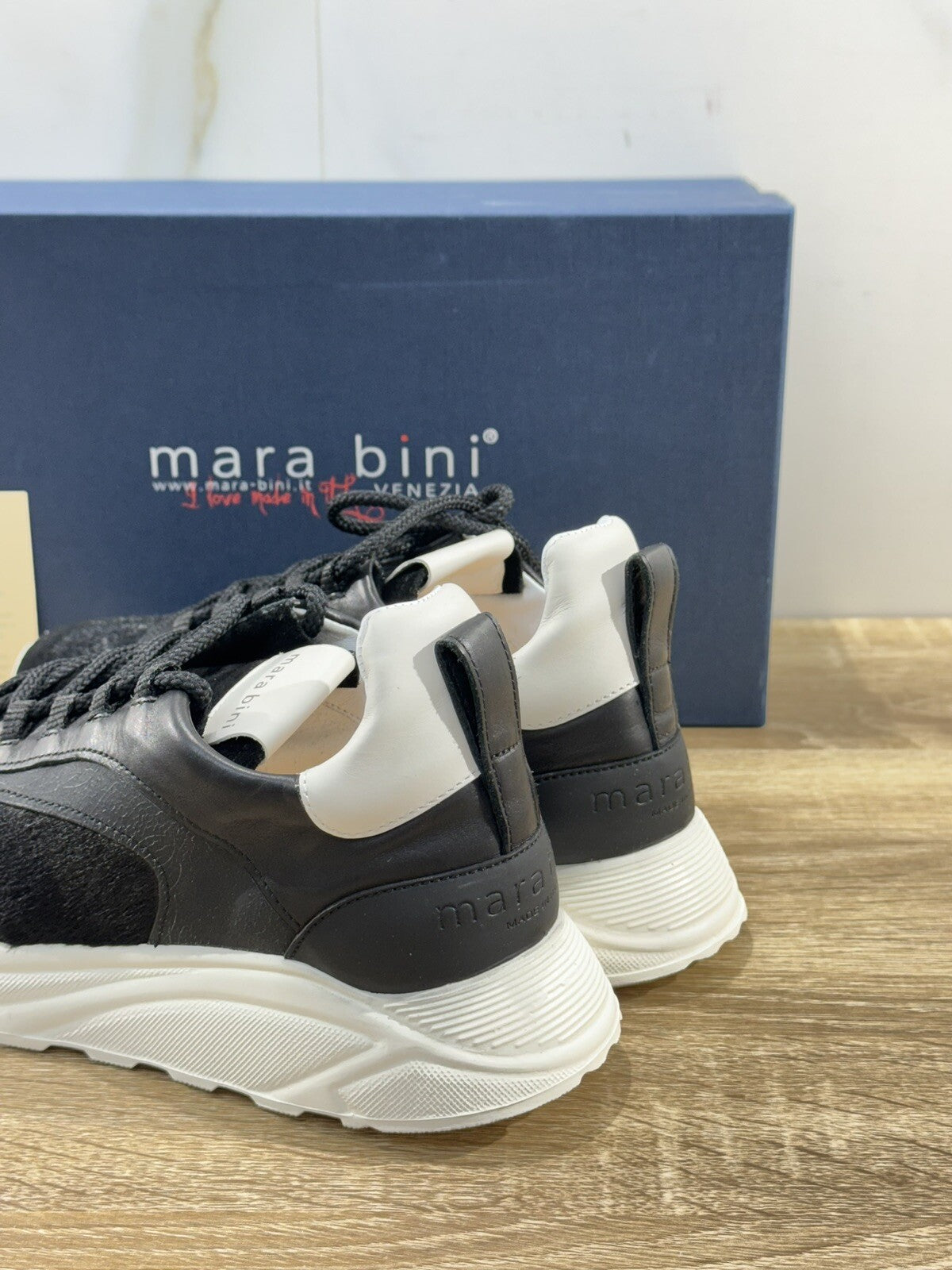 Mara Bini Sneaker Donna Pelle Nera Extra Light Handmade 36