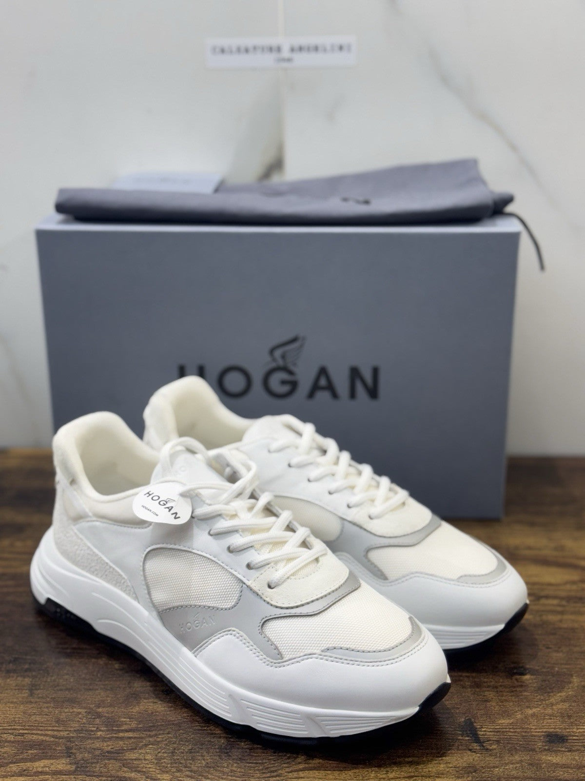 Hogan New Hyperlight Sneaker Pelle Bianca Memory Foam Luxury Hogan Uomo 42