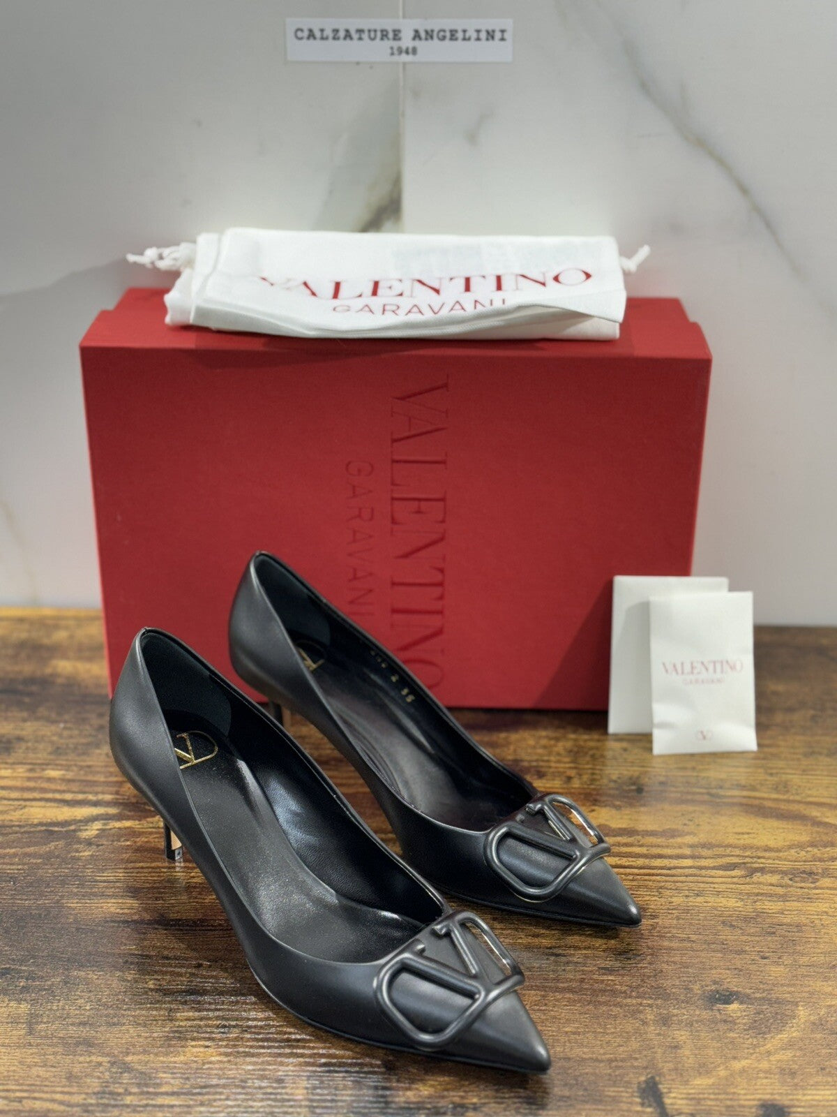 Valentino Garavani Decollete’ Donna Vlogo Pelle Nera Luxury Valentino 35