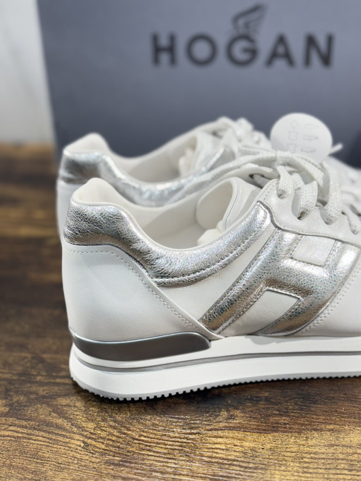 Hogan H222 sneaker Donna extra light Argento Bianco pelle 36