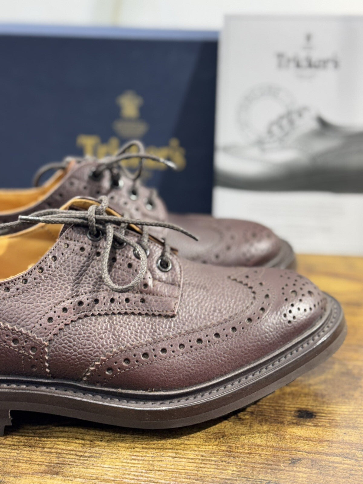 Tricker’s Scarpa Uomo Ilkley Brogue Brown Goodyear Commando 40.5