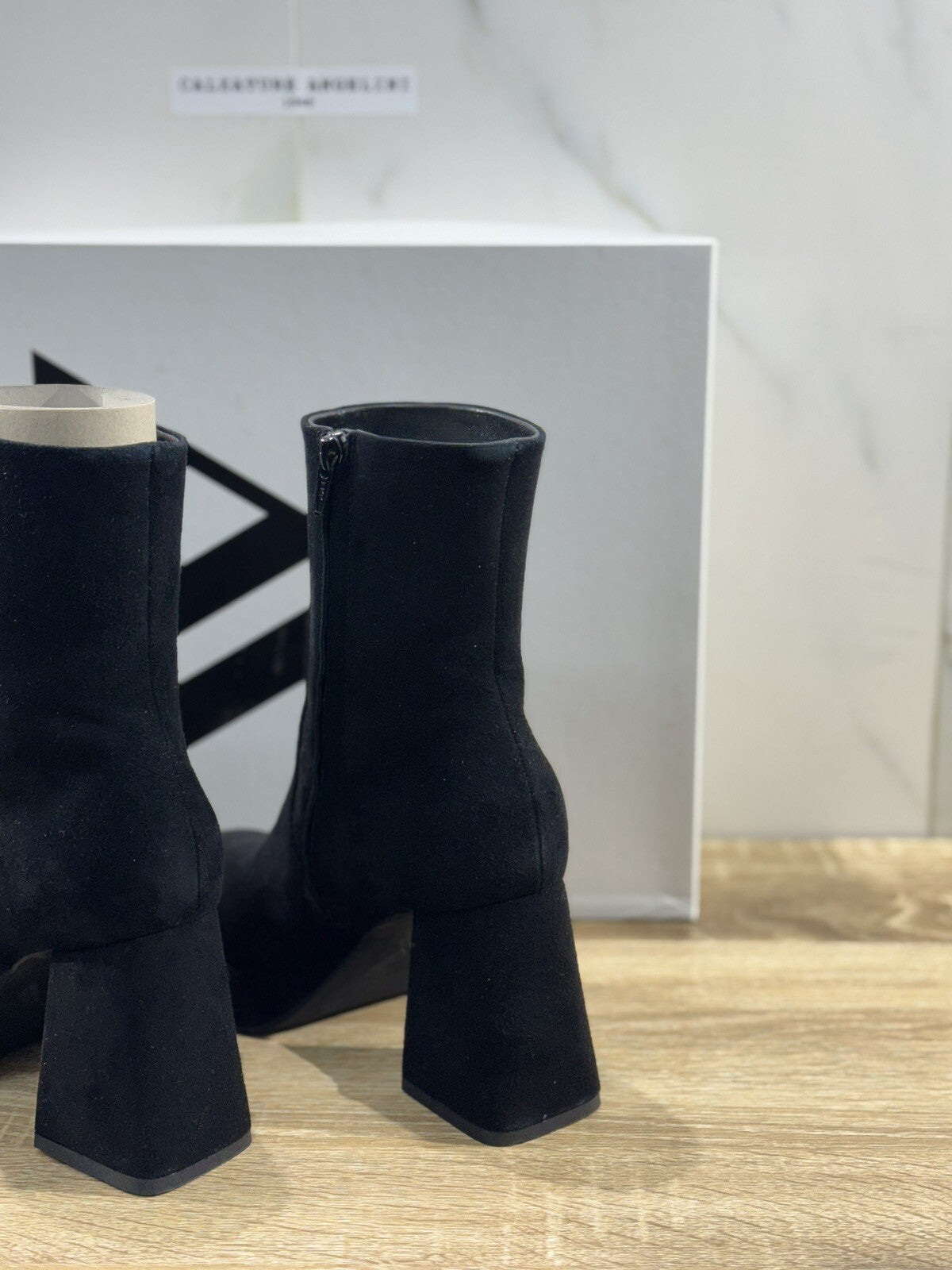 Giampaolo Viozzi Tronchetto Donna Nadael Suede Nero Con Tacco 37