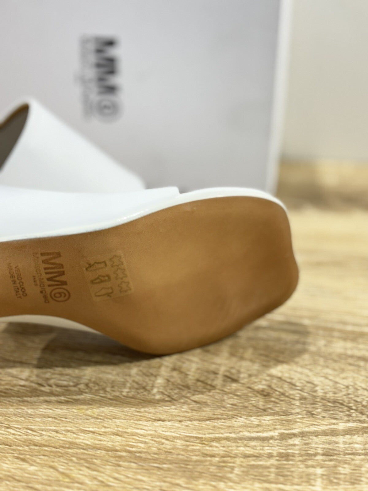 MM6 Maison Margiela Paris Sandalo Tabi Donna Luxury Woman Sandal Bianco 39