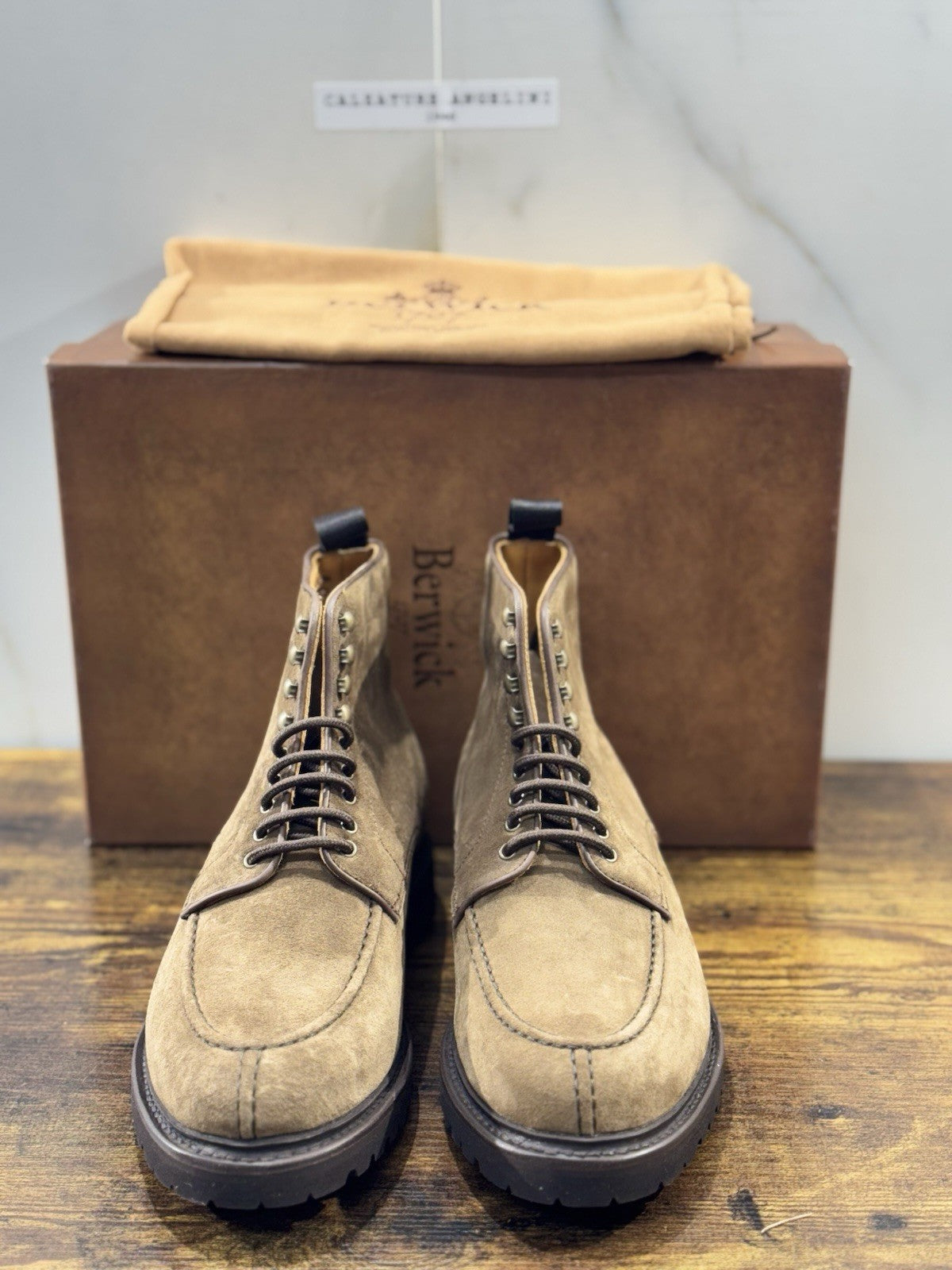 Berwick 1707 Stivaletto Uomo Suede Noce Fondo Vibram Casual Boot 40