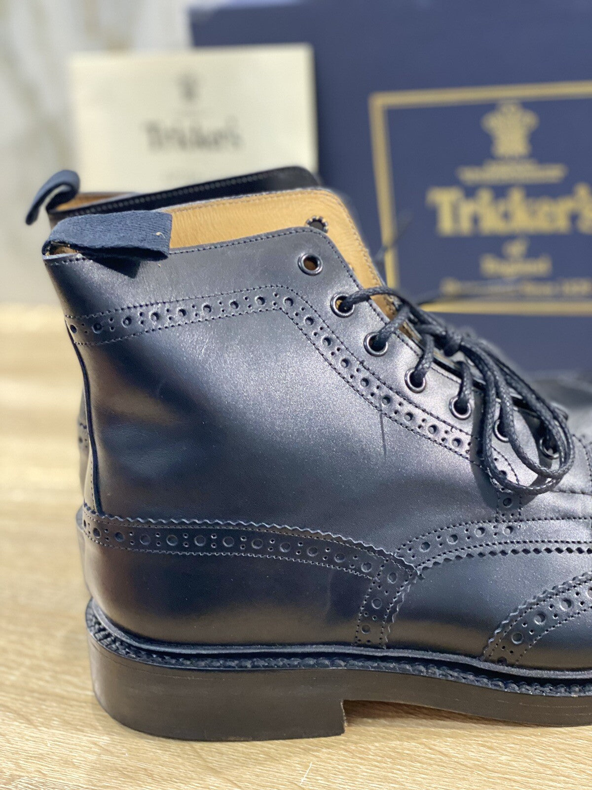 Tricker’s Stow Country boot fondo cuoio pelle nero luxury boot 7