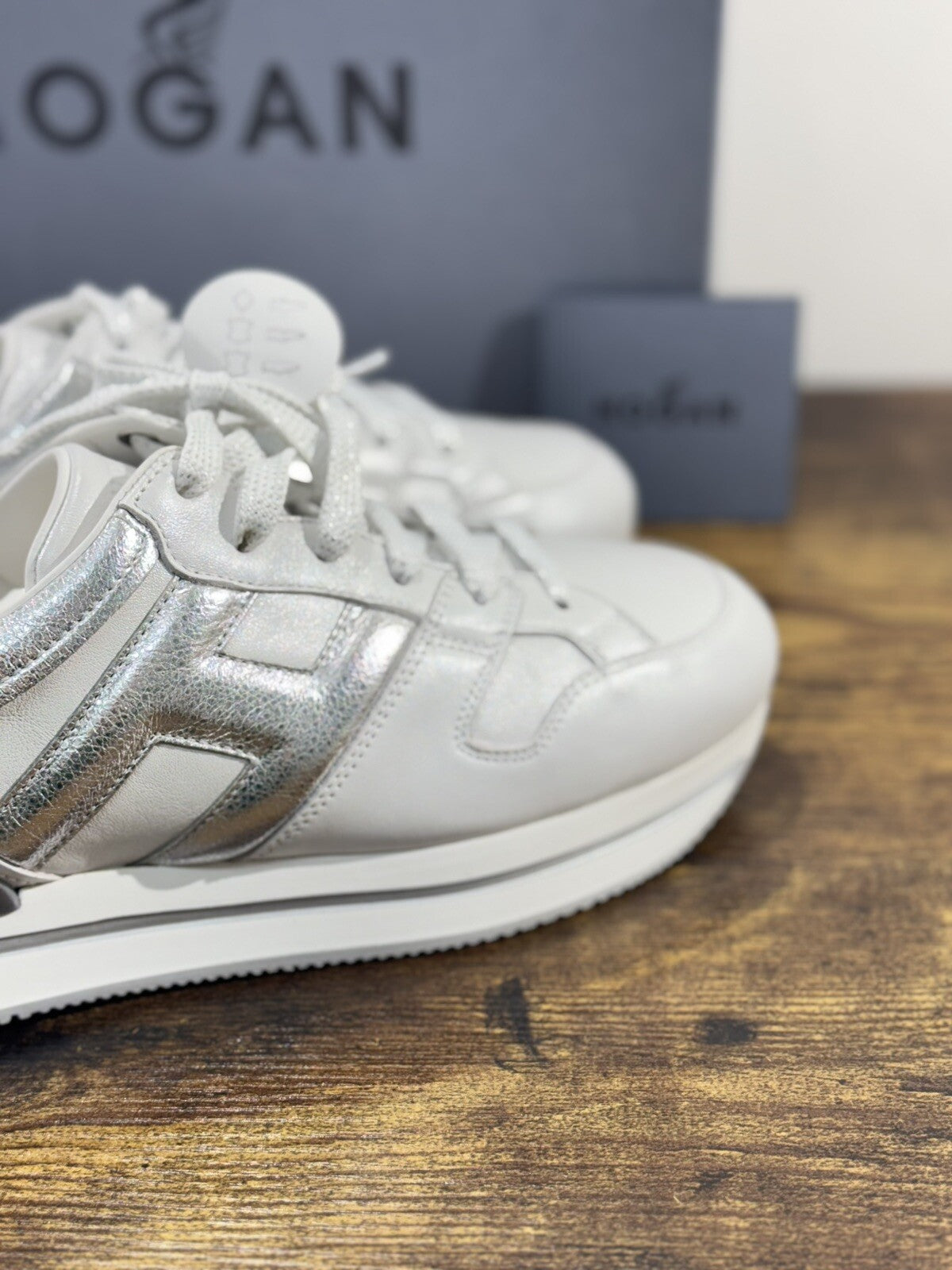 Hogan H222 sneaker Donna extra light Argento Bianco pelle 36