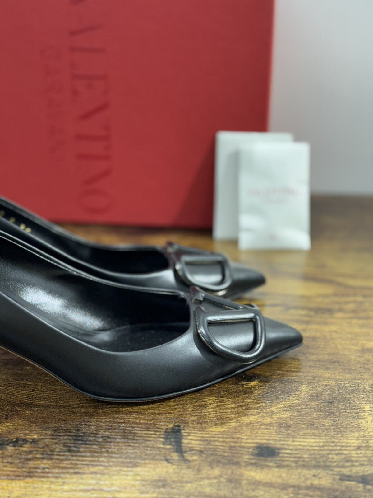 Valentino Garavani Decollete’ Donna Vlogo Pelle Nera Luxury Valentino 35