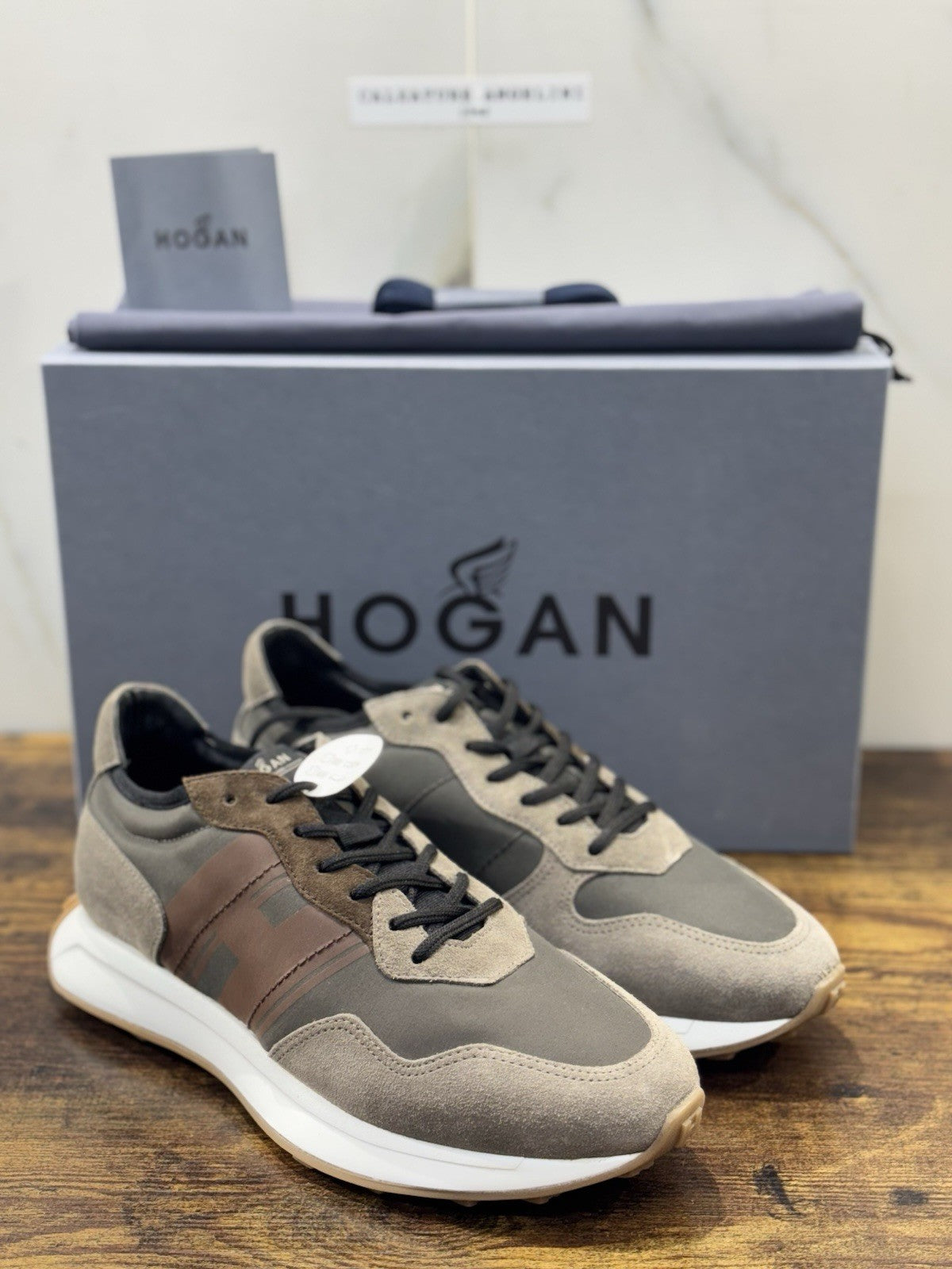 Hogan H601 Sneaker Pelle Suede Taupe Memory Foam Casual Hogan Uomo 43