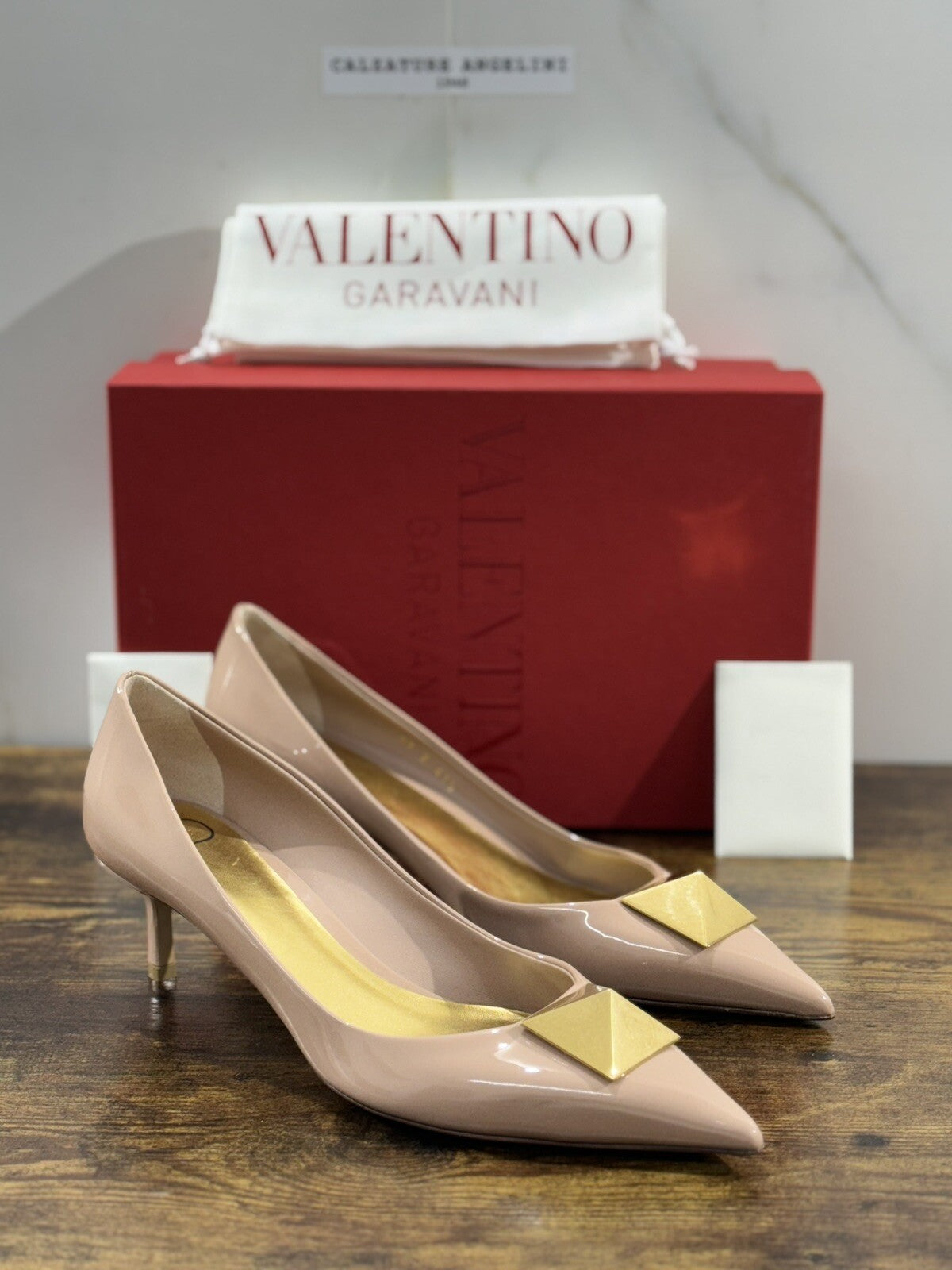 Valentino Garavani Decollete’ Donna One Stud Vernice Nude 50mm Luxury 41.5