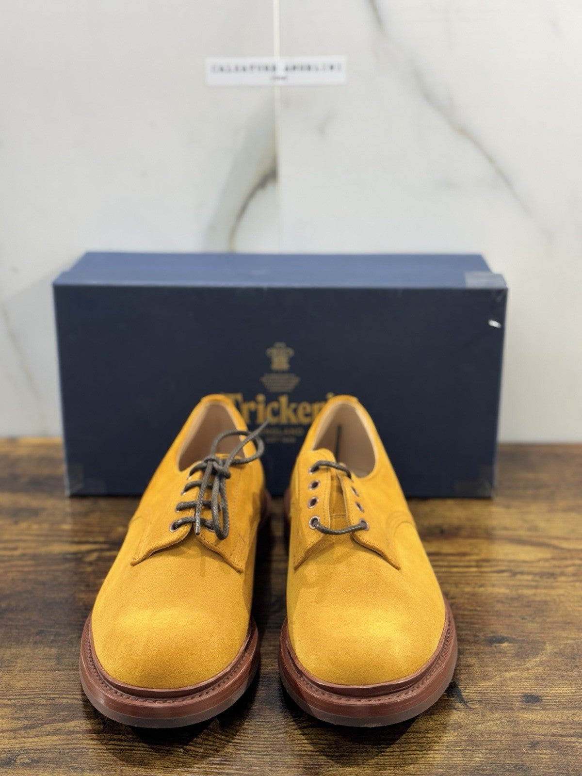 Tricker’s Scarpa Uomo Derby Daniel Suede Curry Dainite Sole 43