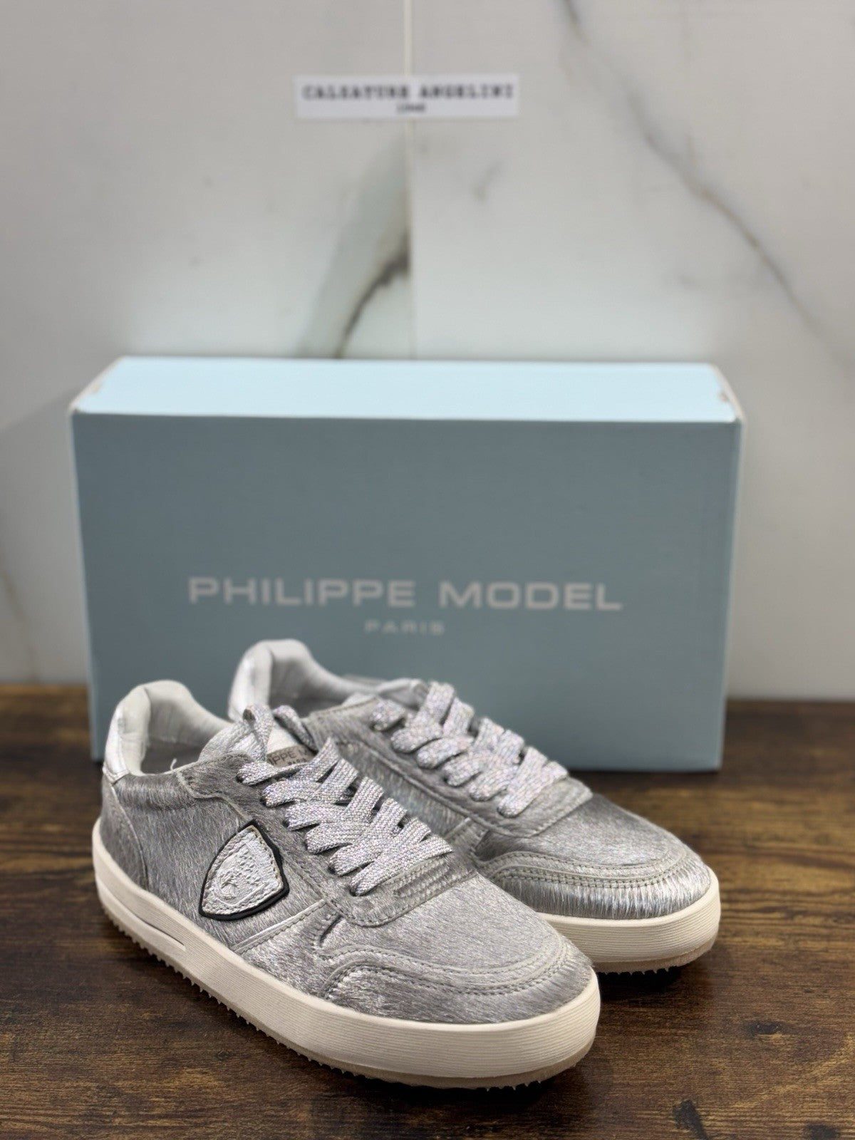 Philippe Model Sneakers Nice Low Pony Metal argentata 36