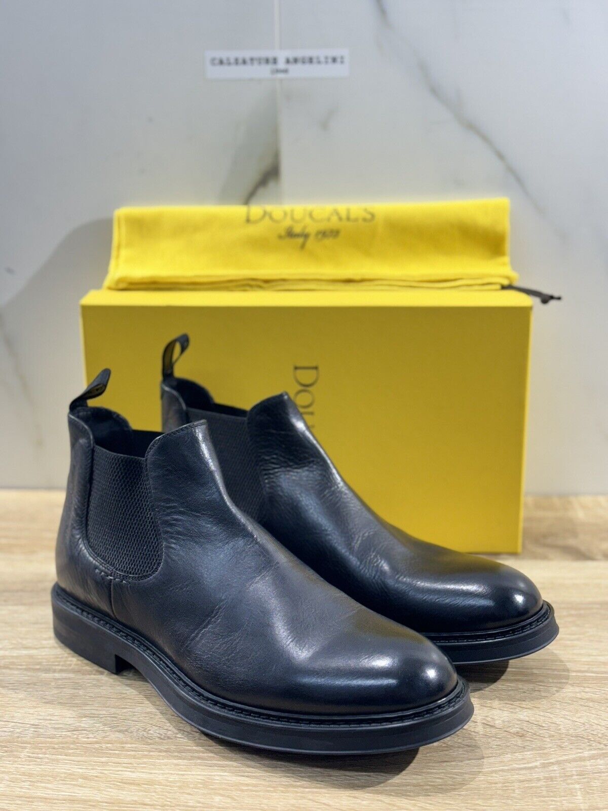 Doucal’s Chelsea Boot   Pelle Nero     Luxury Men Doucal’s Shoes Boot 45