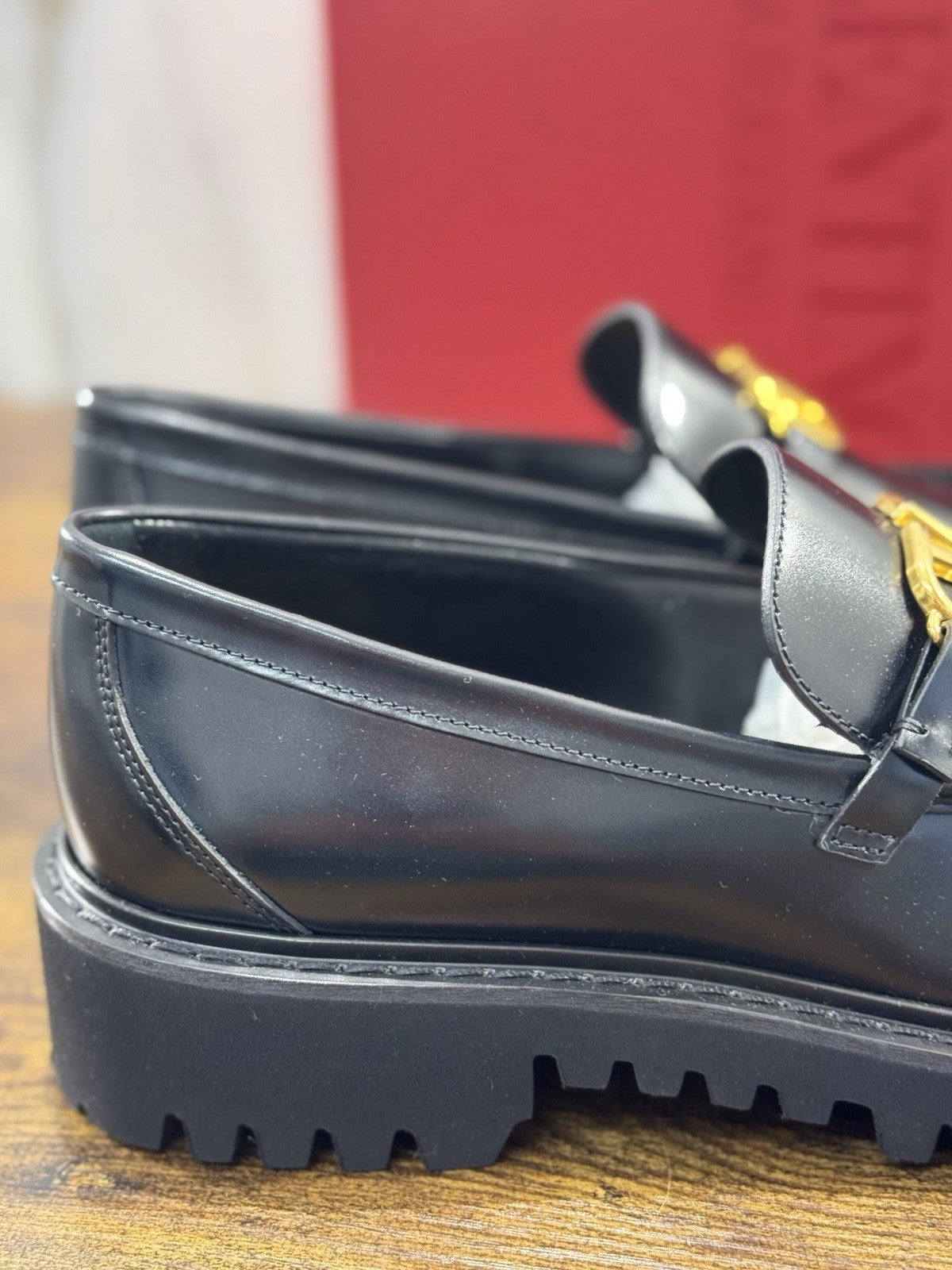 Valentino Garavani Mocassino V Logo Signature Pelle Nero Donna 41 