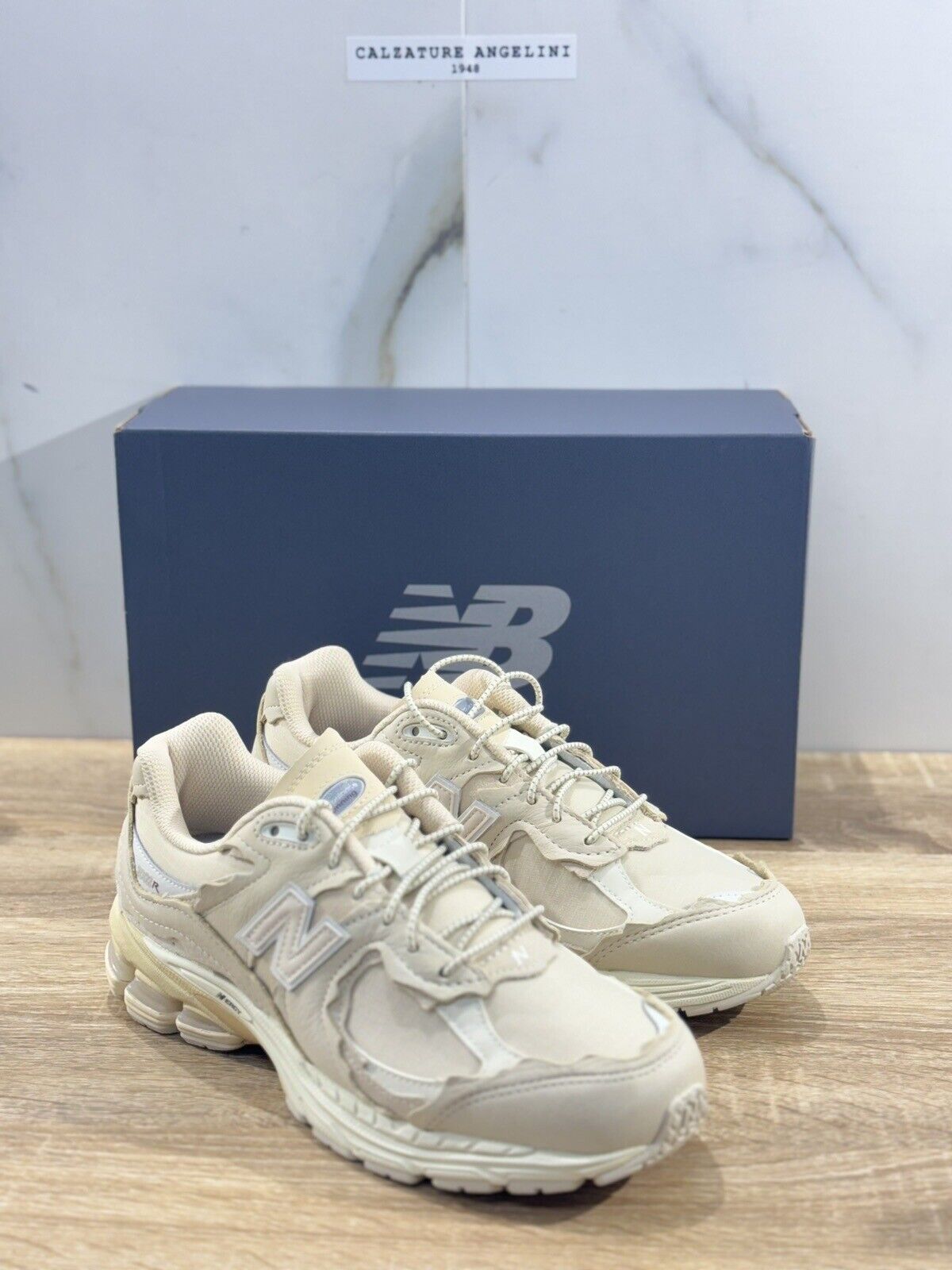 New Balance 2002  Uomo Pelle   Casual Crema   Sneaker Uomo New Balance 40.5