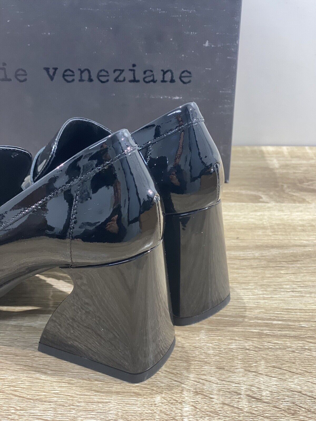 Poesie Veneziane mocassino donna in vernice Nero con tacco 39