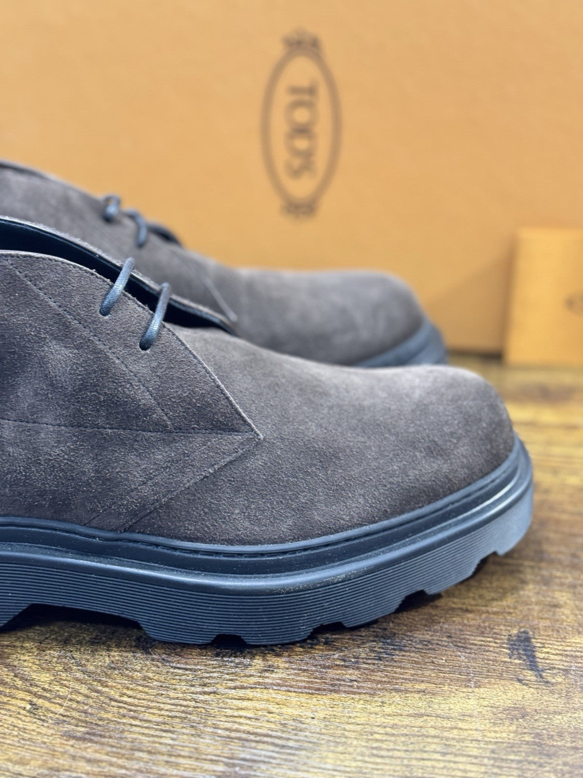 Tod’s Polacco Suede Testa Moro Commando   Extra Light Luxury Tod’s Uomo 42