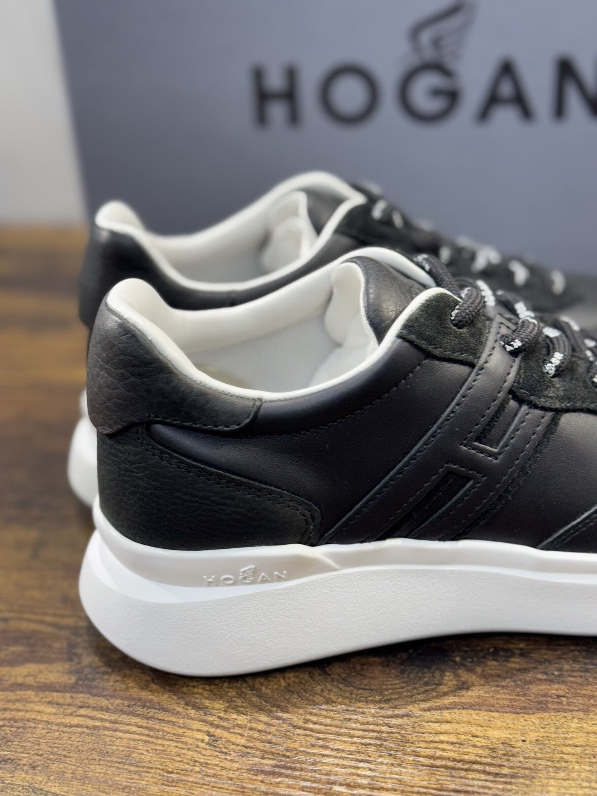 Hogan H 580 Sneaker Pelle  Nero Casual Hogan Uomo 42