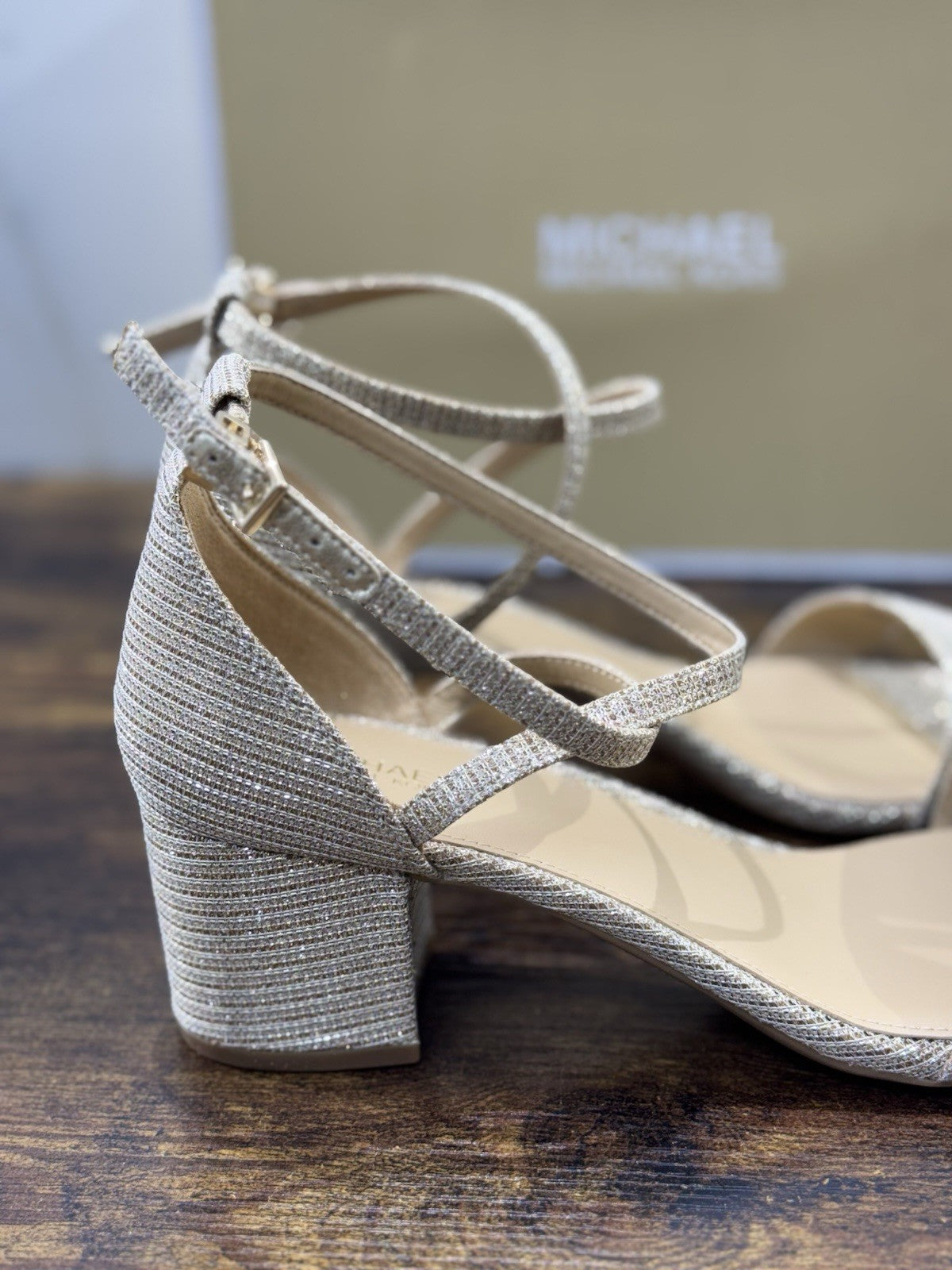 Michael Kors Sandalo Serena Flex In Pale Good Casual Donna 38.5