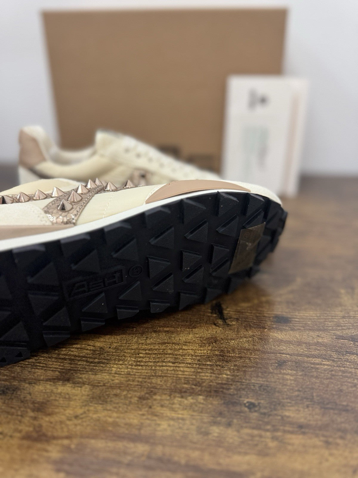 Ash Spider Studs Sneaker Suede Beige  Casual Ash Donna 37
