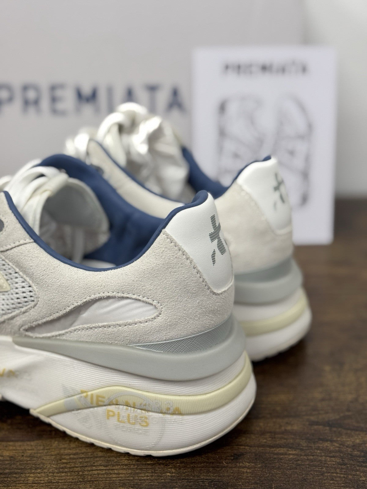 Premiata Moerun Sneaker Suede Bianca  Casual Premiata Uomo 44