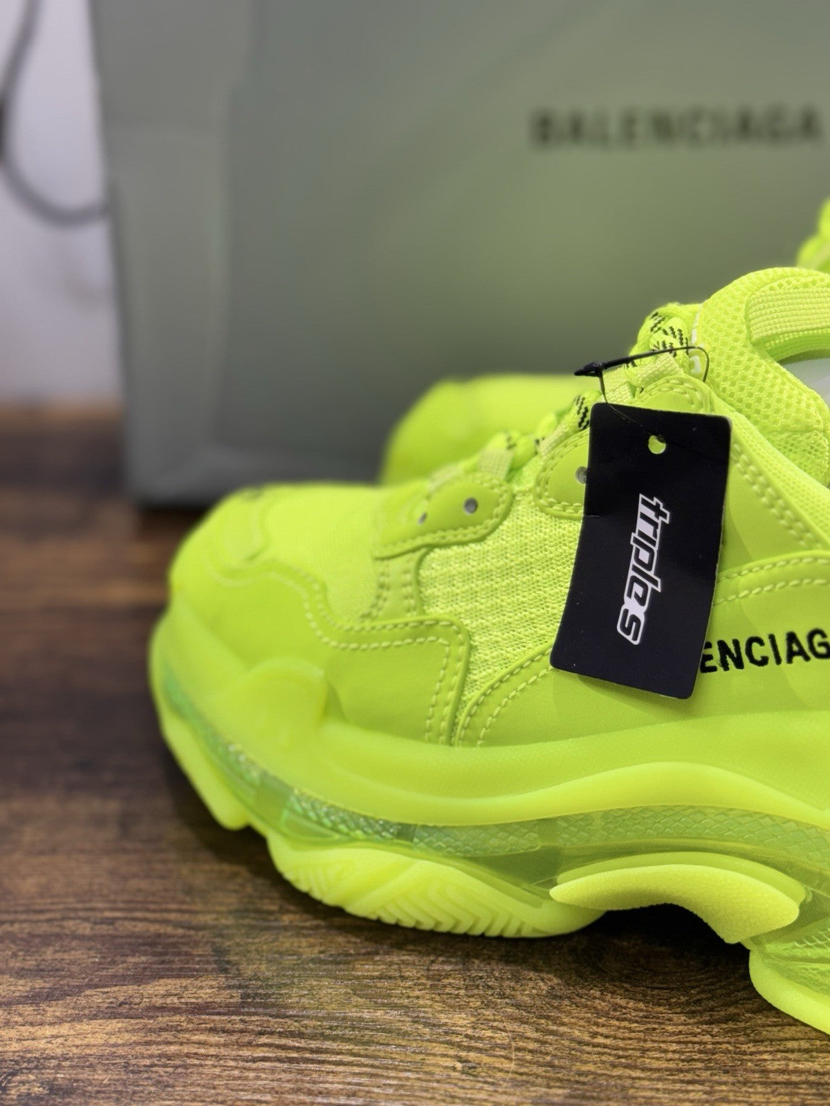 Balenciaga Triple S Clear Sole Fluo  Casual Luxury Balenciaga Donna 38
