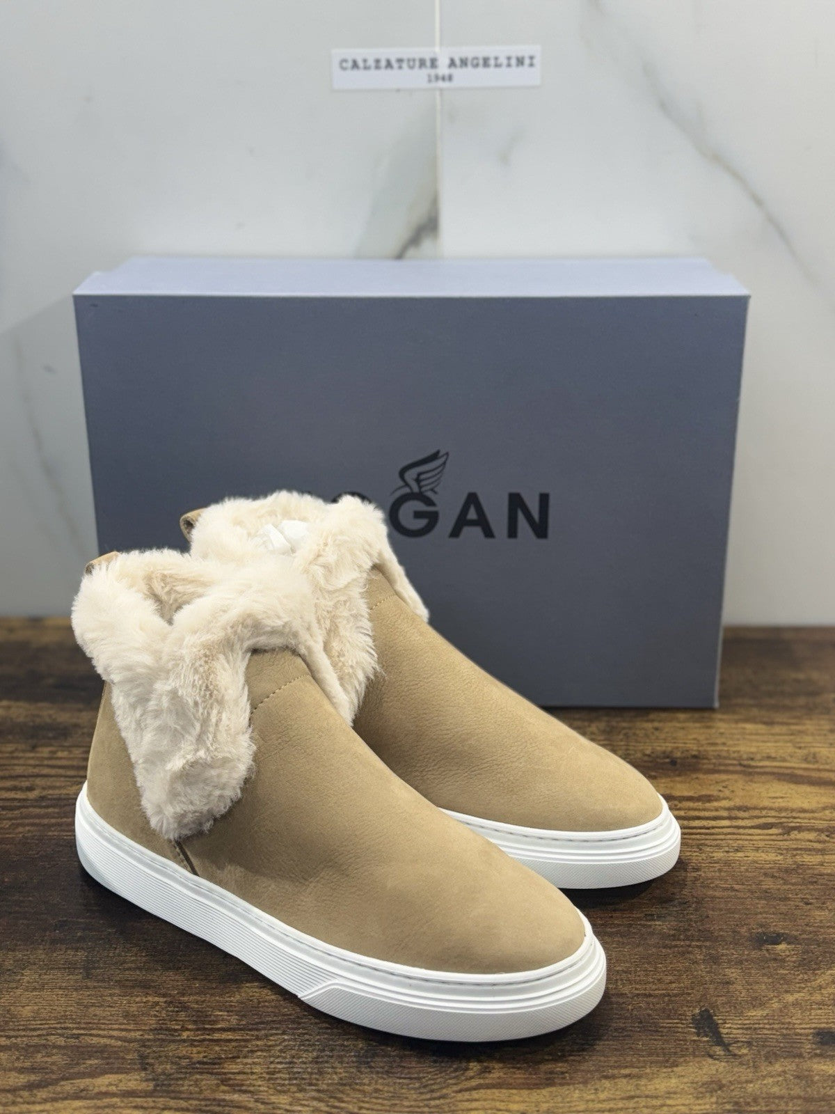 Hogan H366 Stivaletto Winter Feeling Pelle Nabuk Beige  Casual Hogan Donna 38