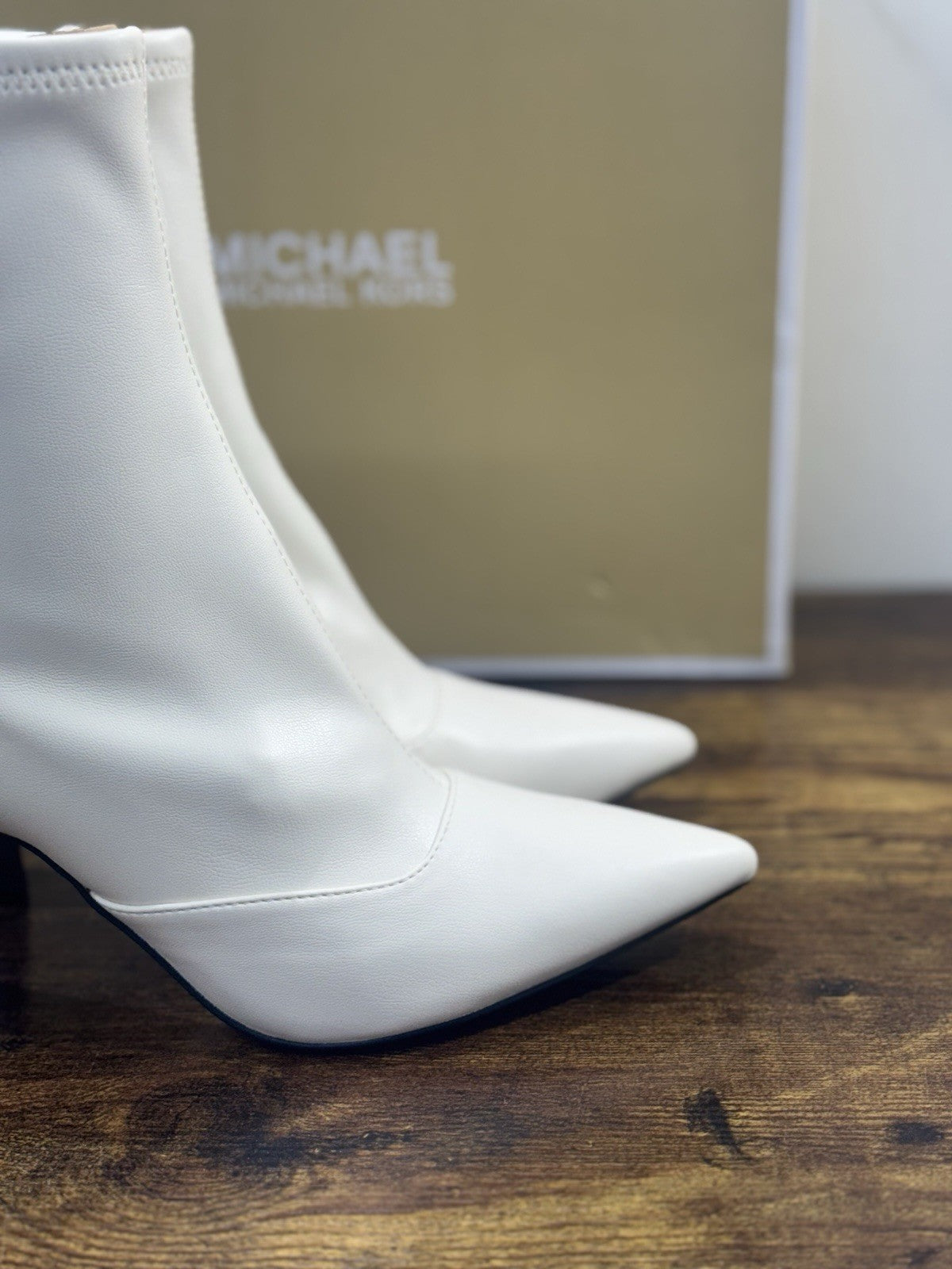 Michael Kors Clara Mid Bootie Donna Pelle  Crema   Casual  Donna 37.5