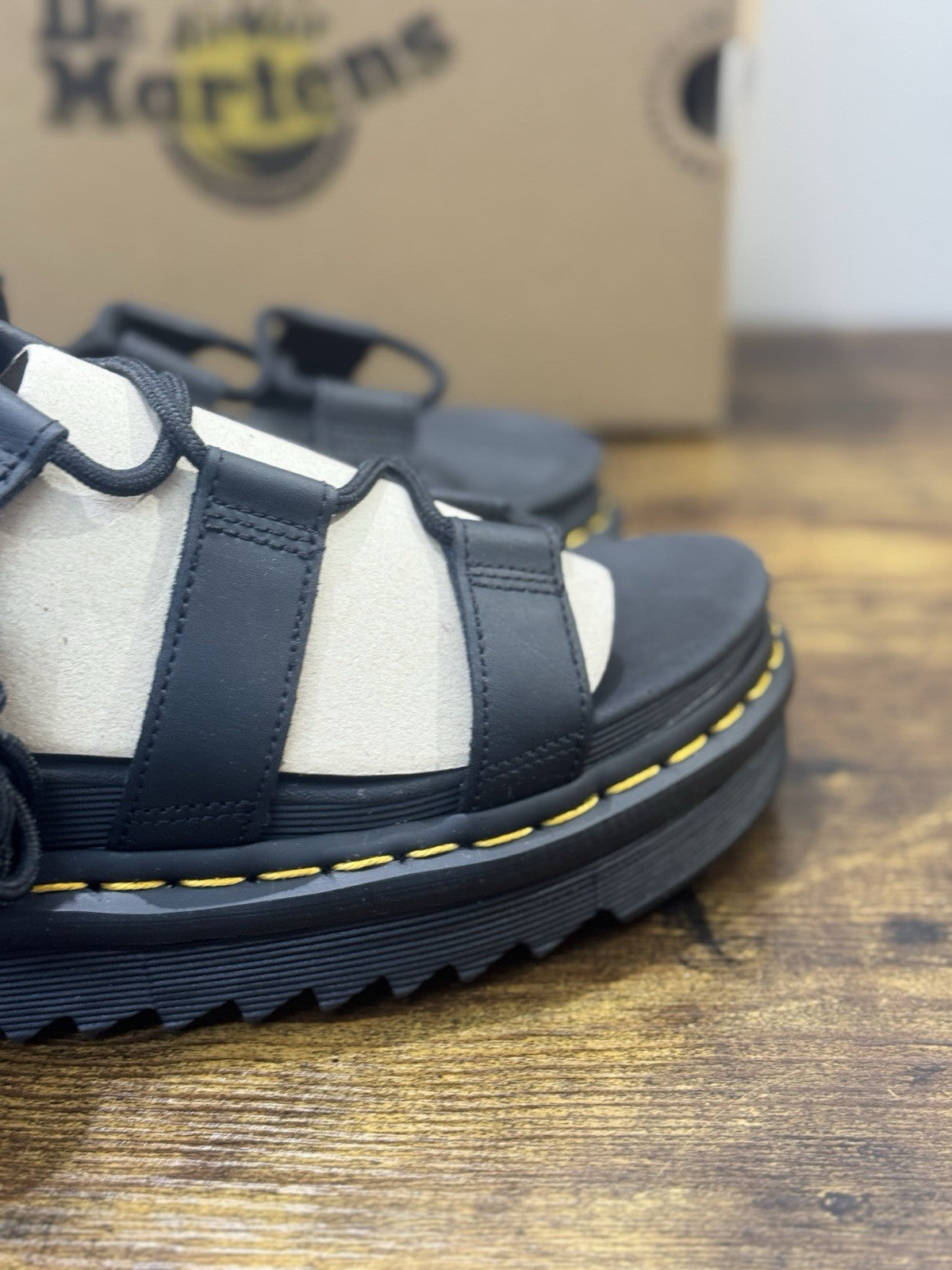 Dr Martens Sandalo Nartilla Pelle Nero Casual Dr Martens Donna 40