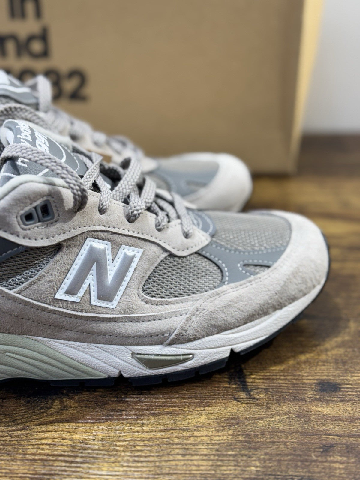 New Balance 991 Made In Uk Limited Edition 100% Leather Iconic Grey  Icon 40.5