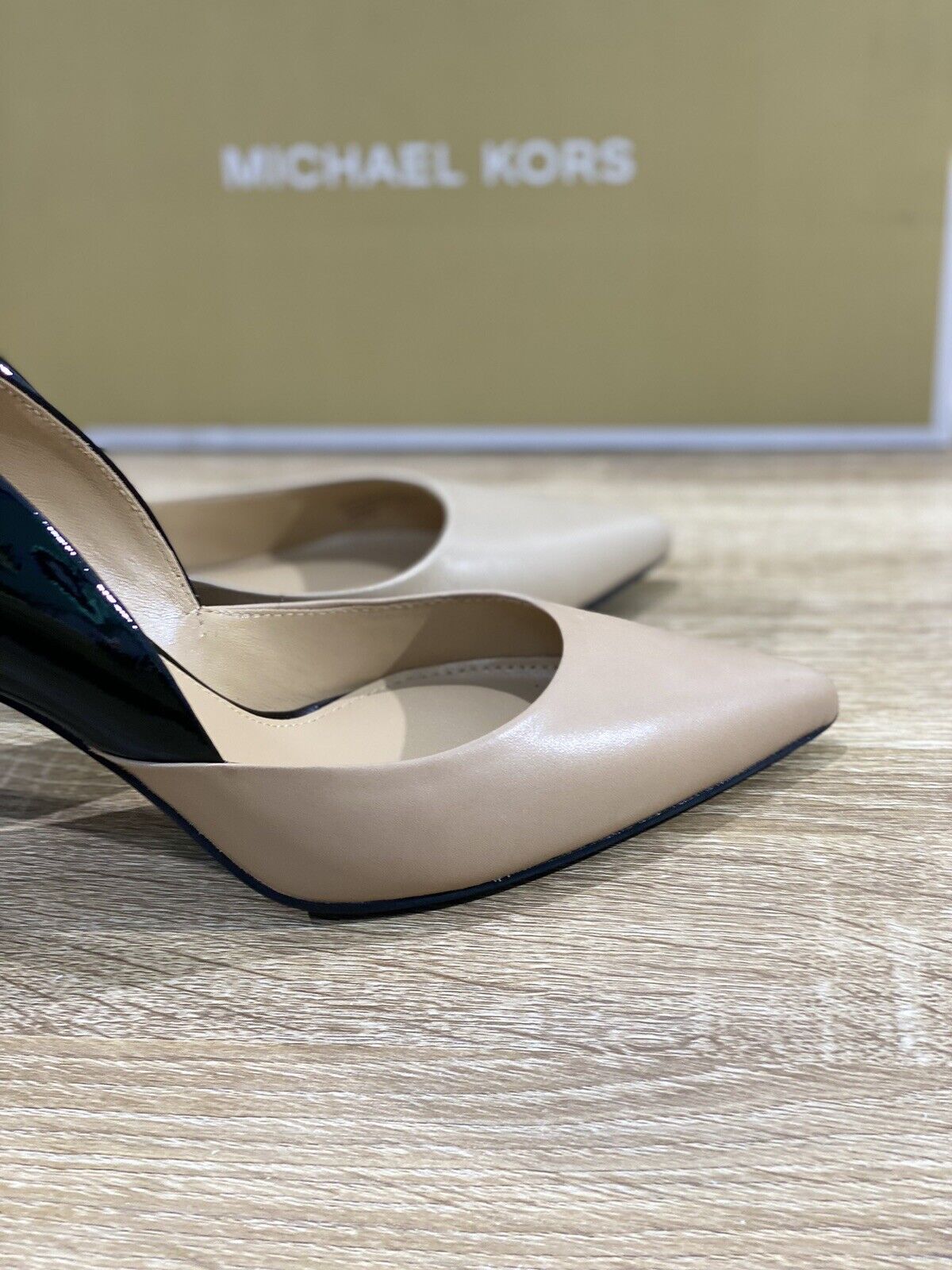 Michael Kors scarpa donna Ashby flex pump pelle nera beige con tacco 35