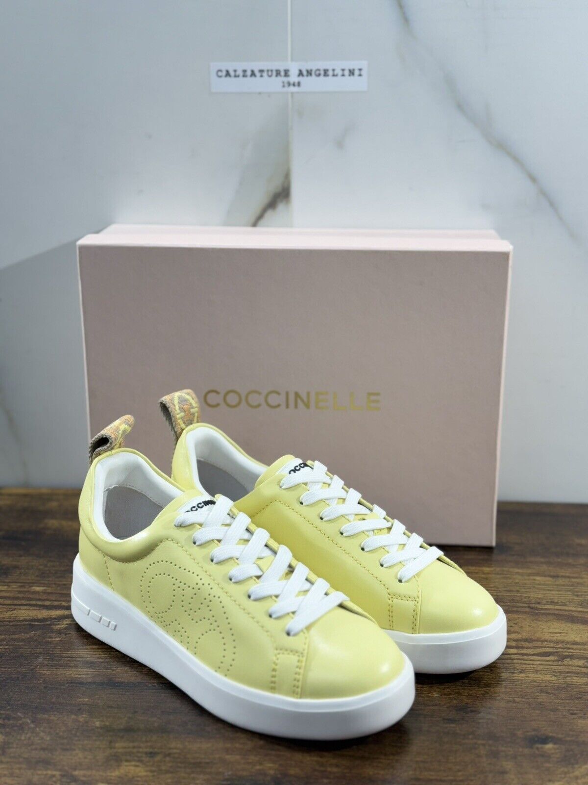 Coccinelle Sneaker  Donna Pelle Lime    Luxury Coccinelle Woman  Casual  37