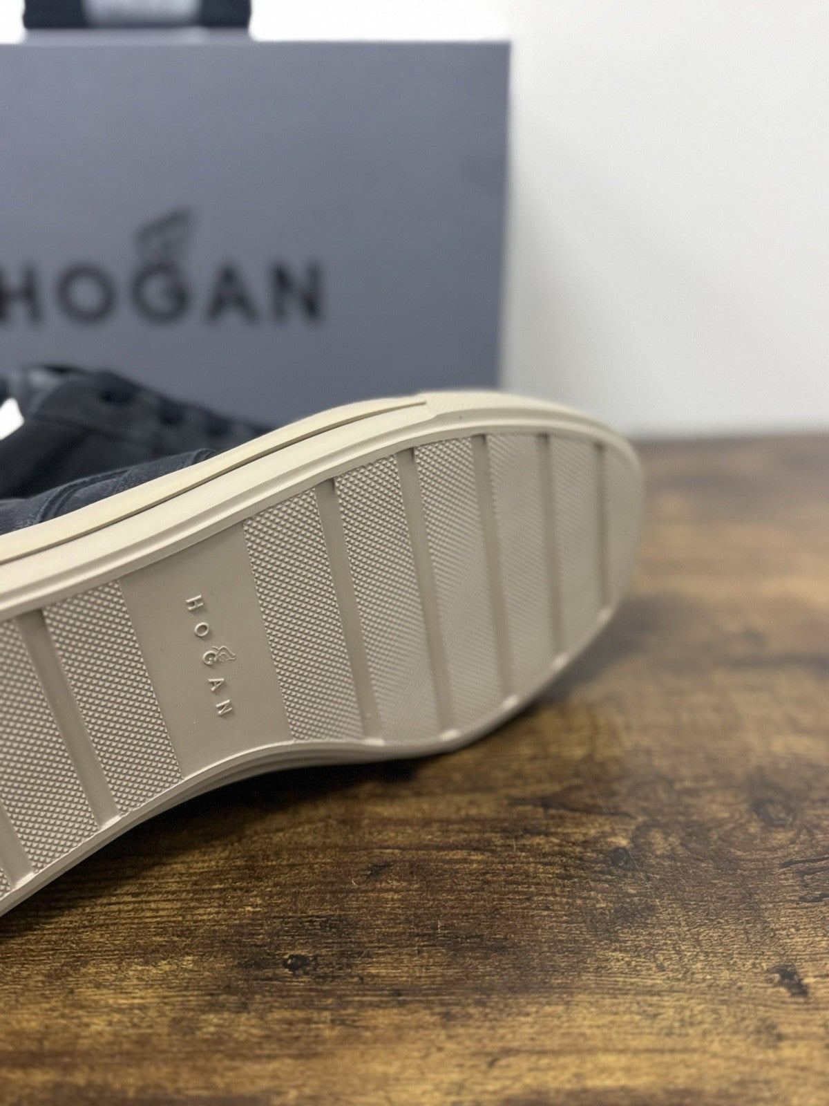 Hogan H691  Sneaker Pelle Suede Blu    Memory Foam Scarpa Hogan Uomo 44