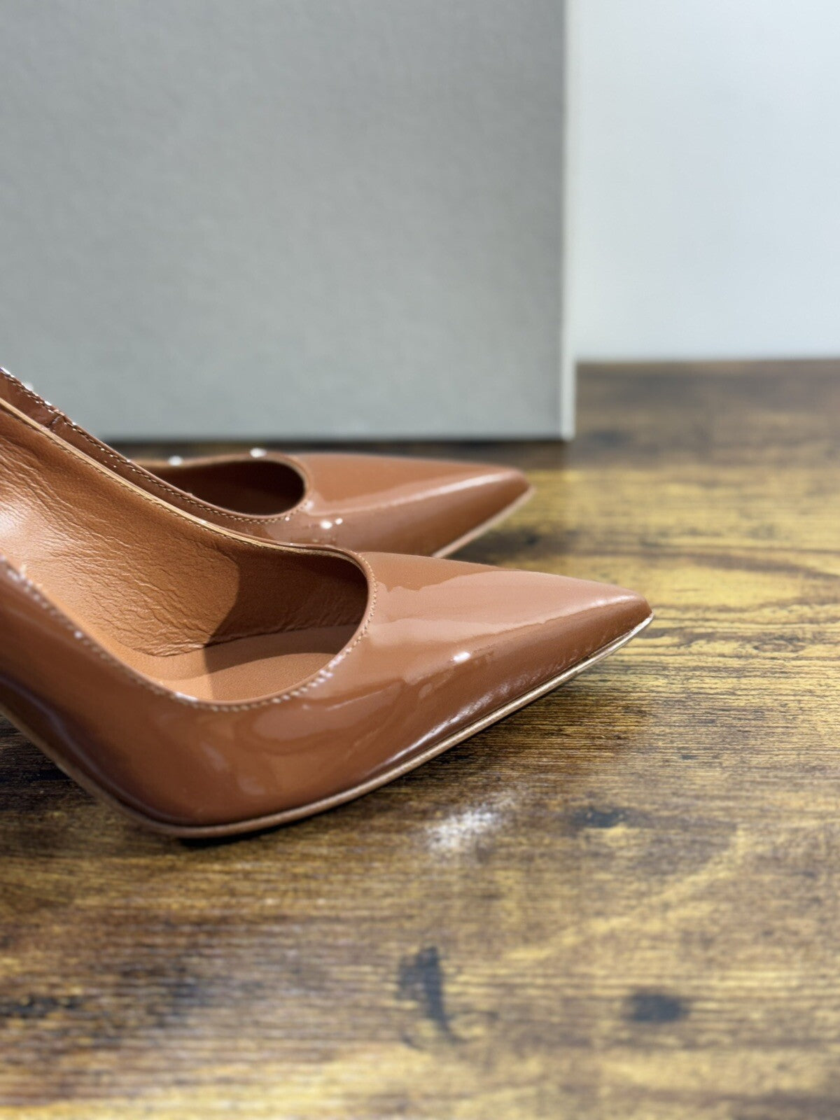Sergio Levantesi Decollete’ donna Musa Pelle Avana   made in italy luxury 38.5