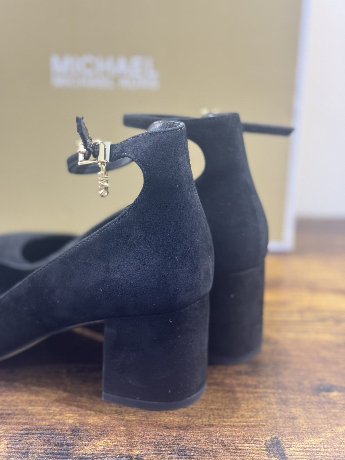 Michael Kors Perla Pump Donna Suede Nero  Con tacco 38.5
