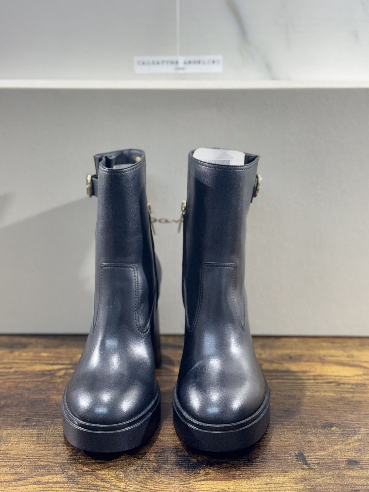 Santoni Tronchetto  Donna Pelle Nera  Casual Luxury Boot Woman Santoni 38.5
