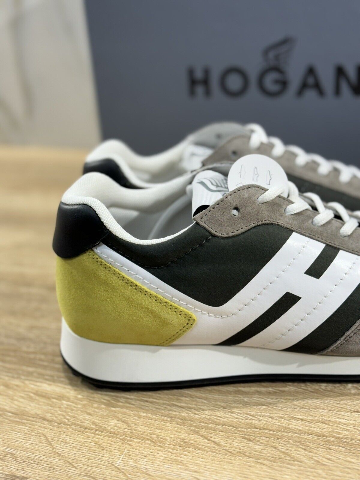 Hogan Sneaker Uomo H429 Pelle Grigia  Luxury Shoes Hogan 41