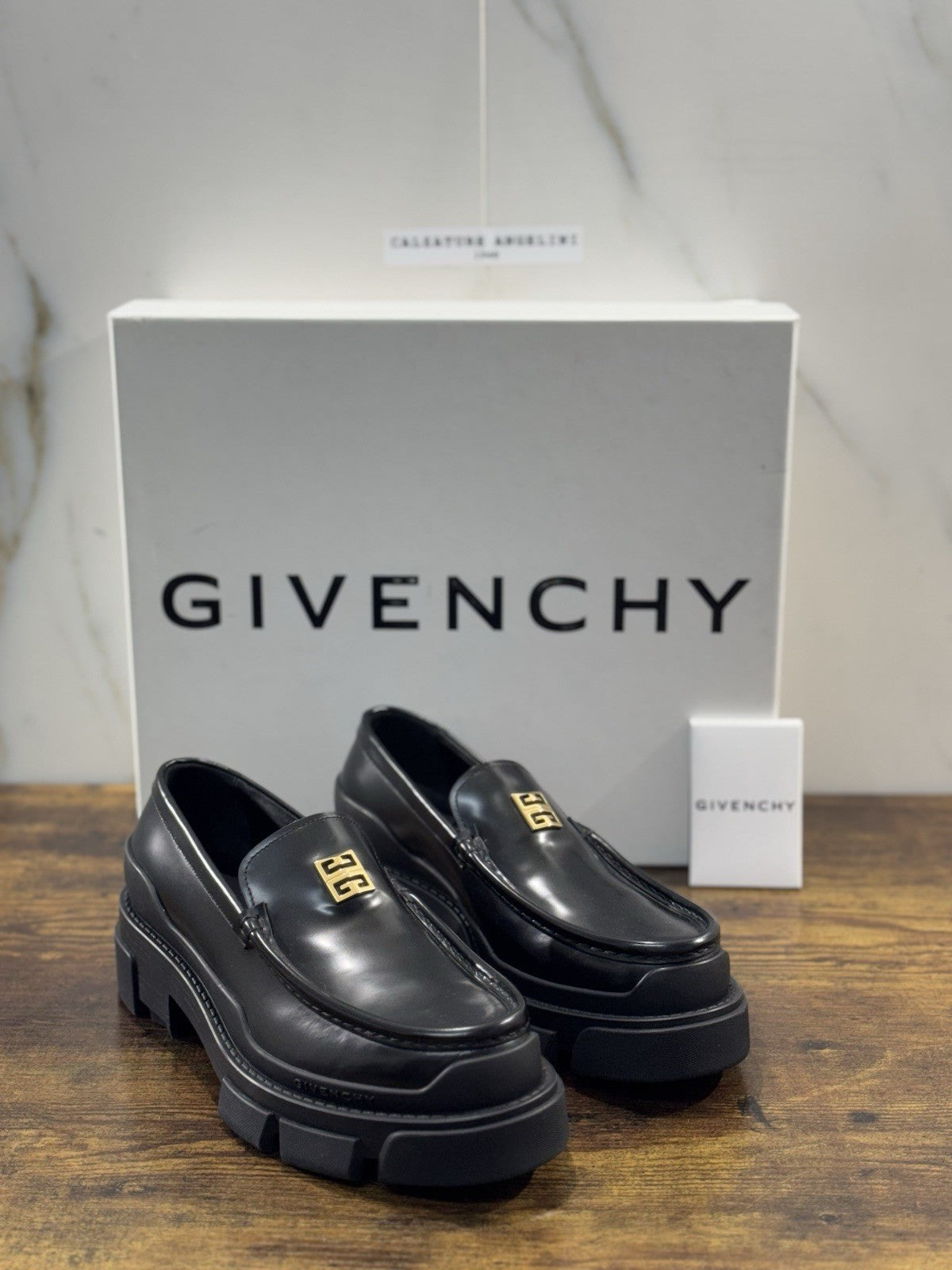 Givenchy Terra  Mocassino Logo 4 G  Pelle Nero Donna 36