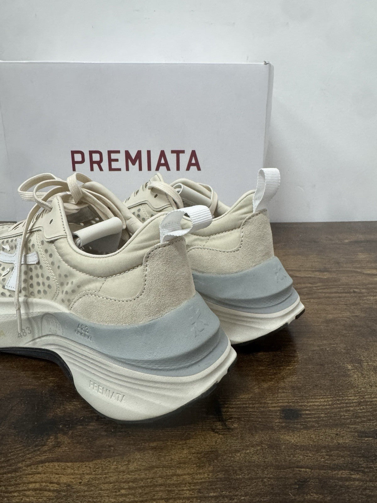 Premiata Hill  Sneaker Suede Beige   Casual Donna 37