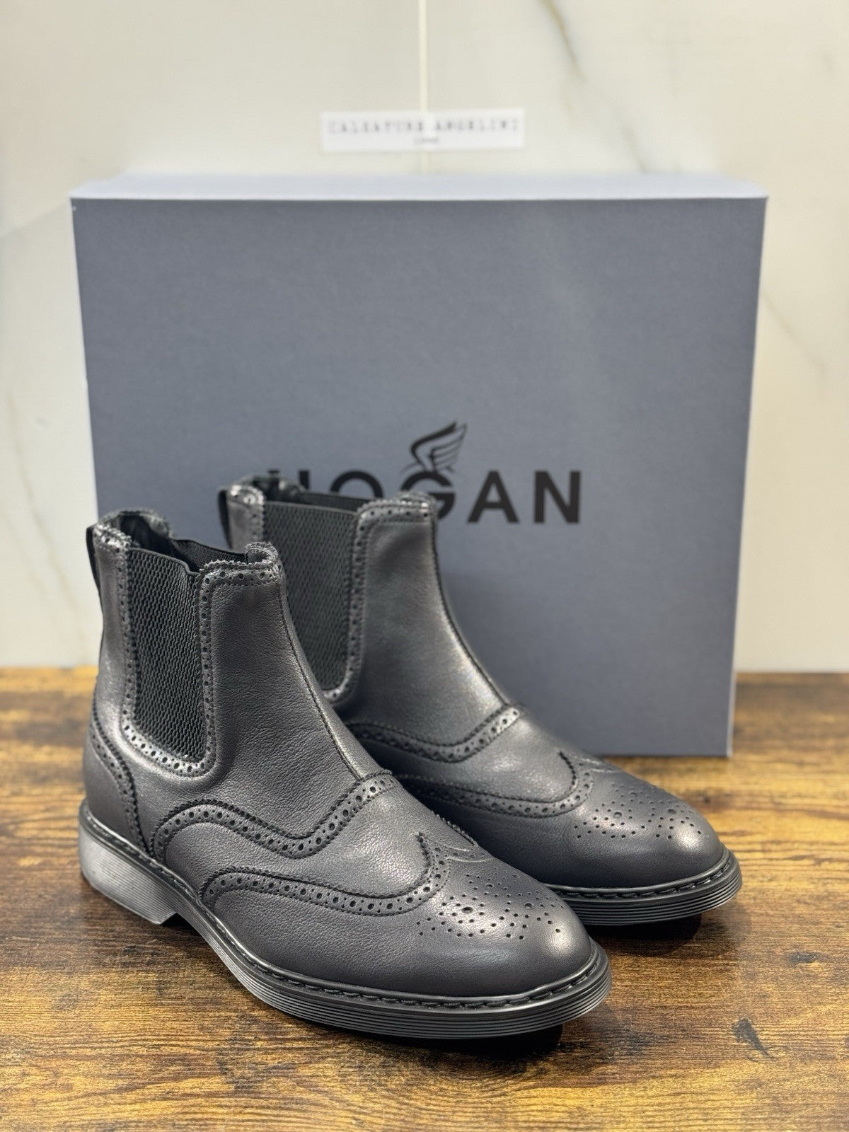 HOGAN scarpe  Stivaletto Chelsea H576 in Pelle  grigio con impunture Uomo 41.5