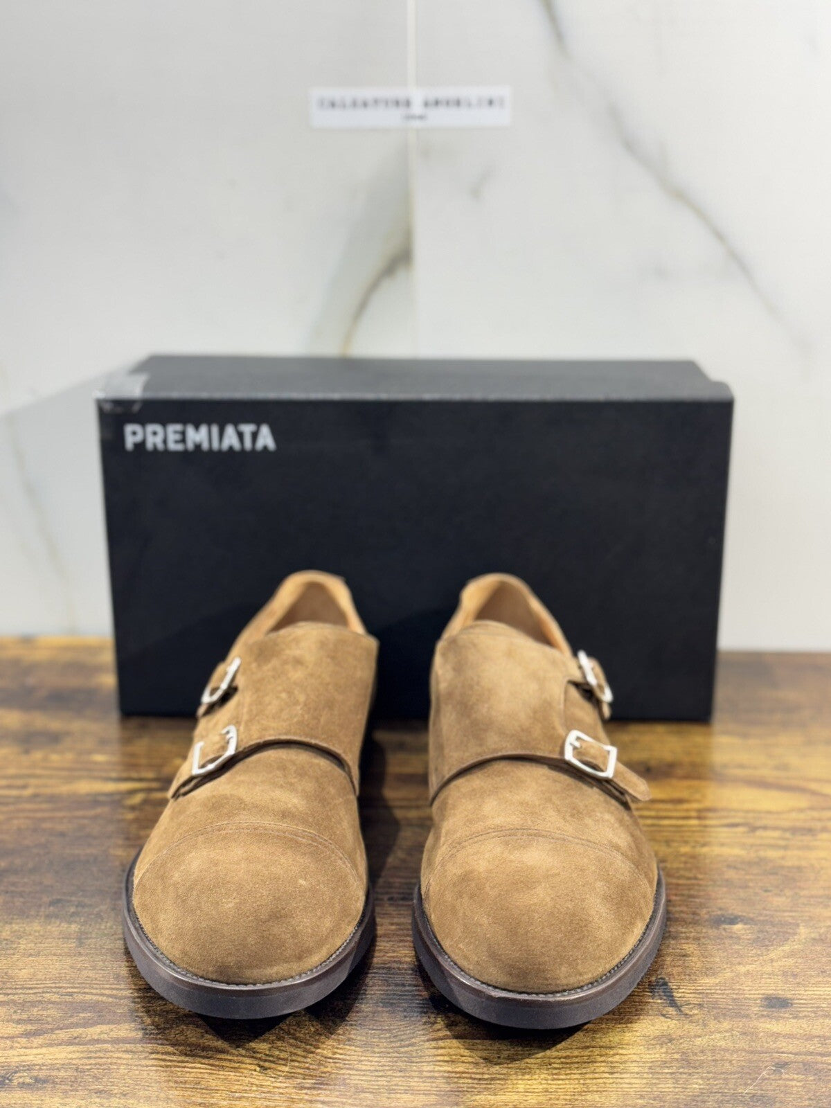 Premiata Scarpa Uomo Doppia Fibbia Suede Sigaro Fondo Vibram 44